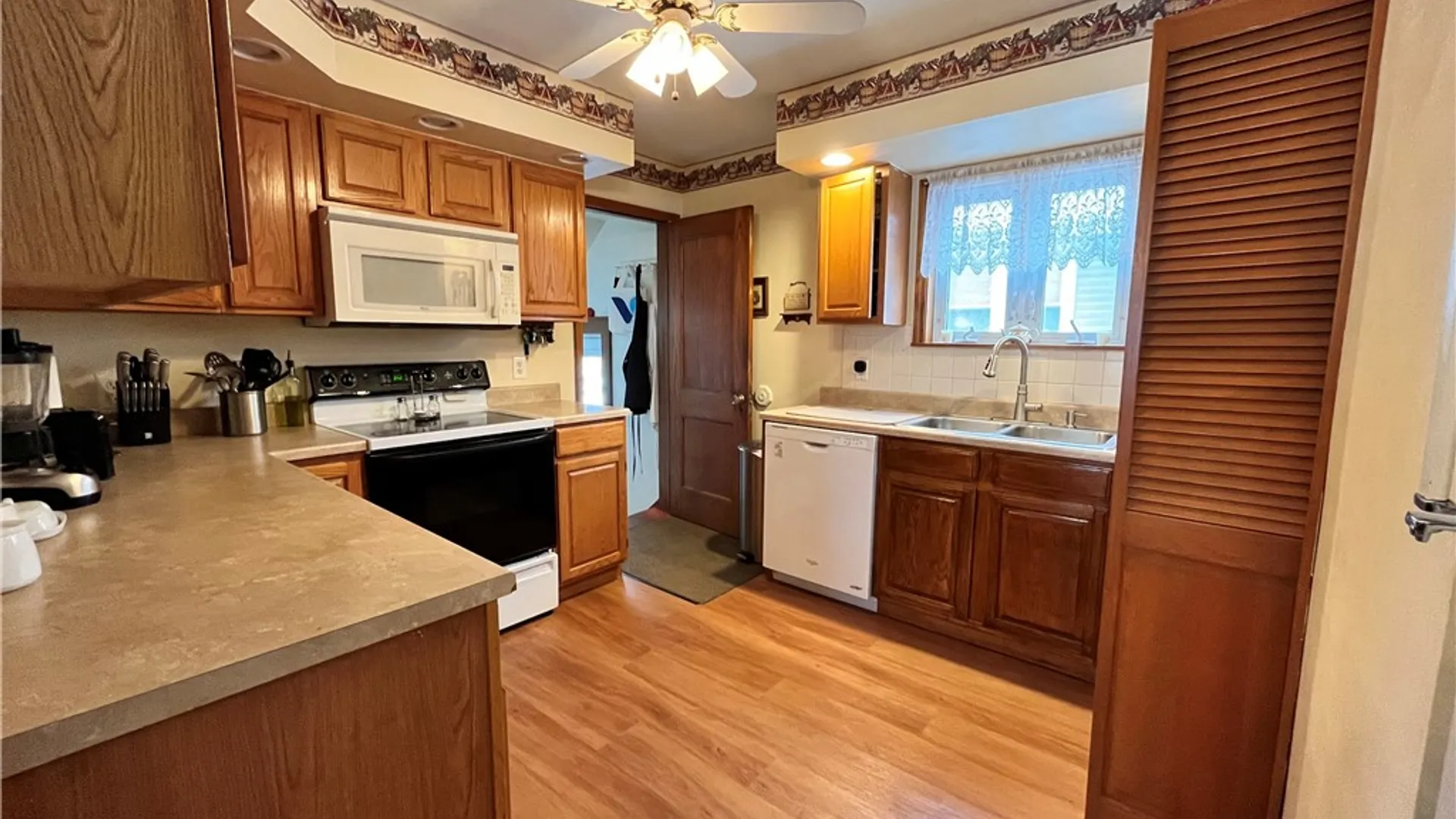 Property at 250 13th Street, Elmira, NY 14903 10