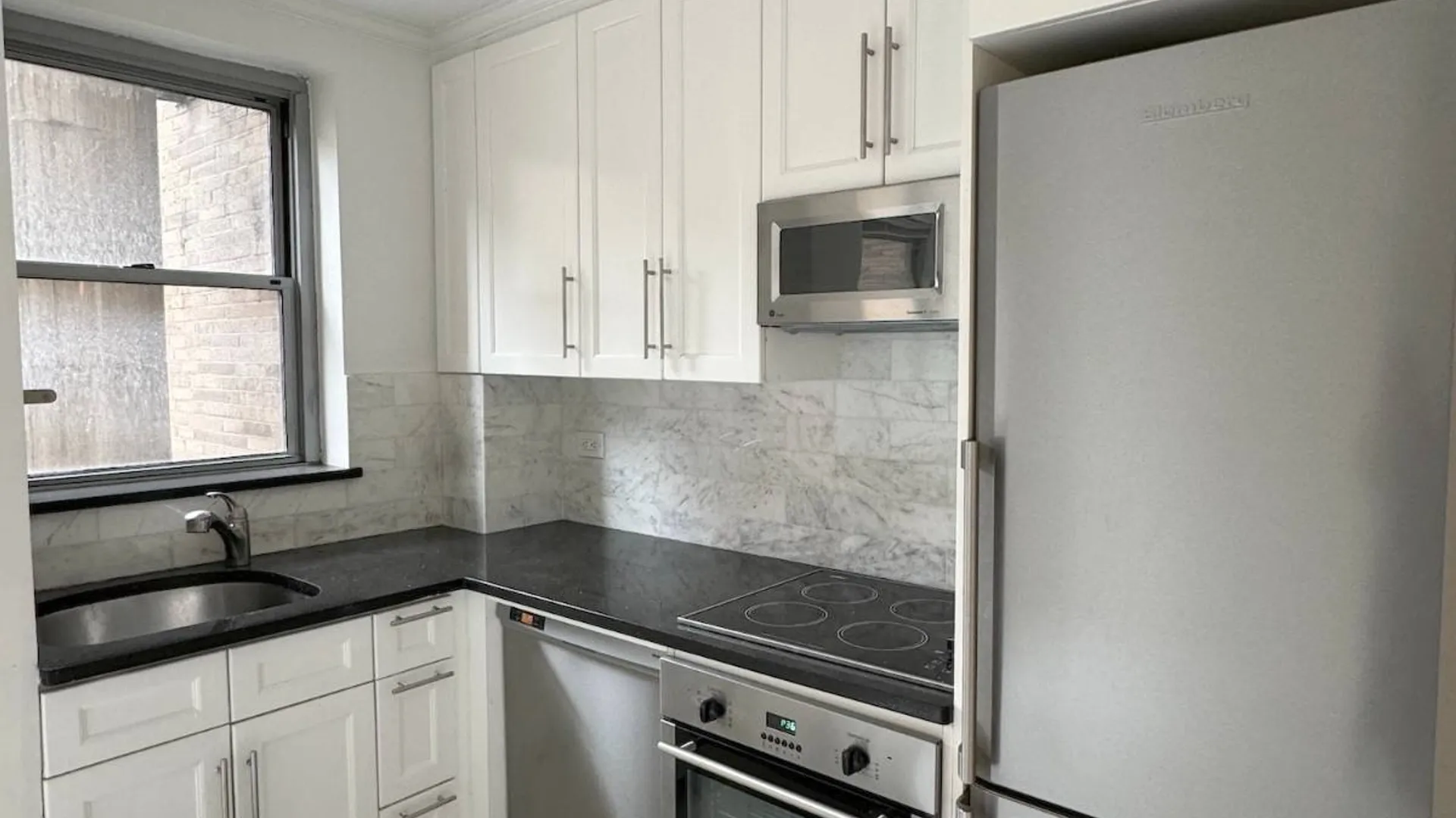 Property at 80 Park Avenue, New York, NY 10016 7