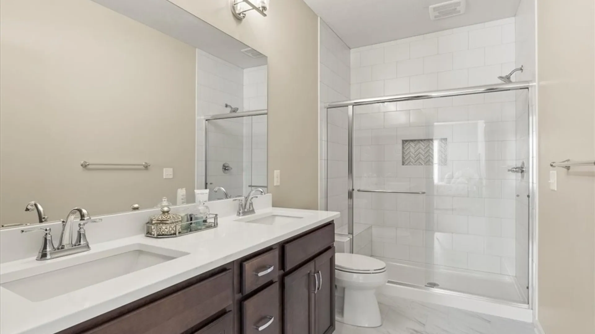 Property at 105 Cedarway Circle, Webster, NY 14580 6