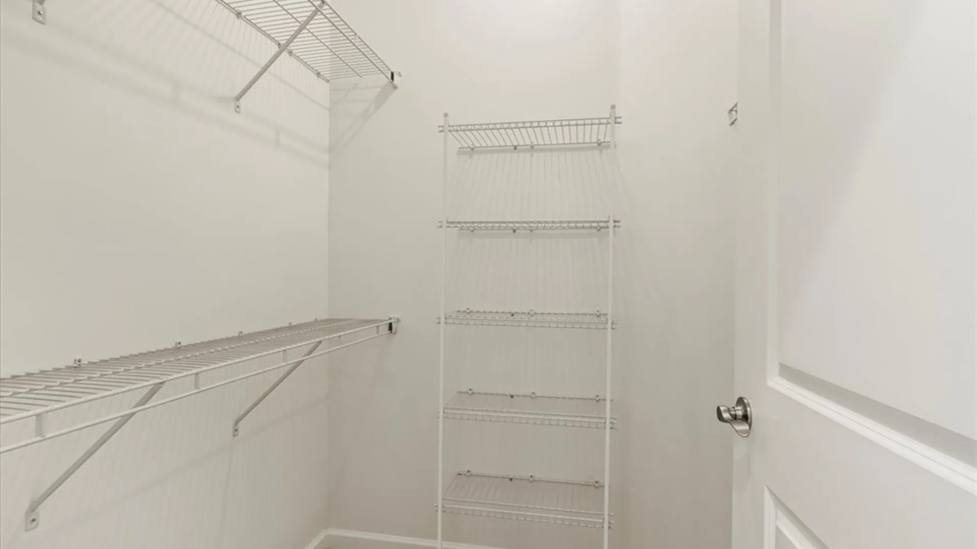 Property at 105 Cedarway Circle, Webster, NY 14580 7