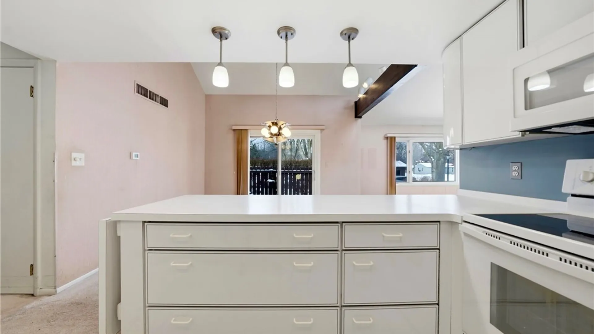 Property at 53 Old Meadow Drive, Amherst, NY 14051 13