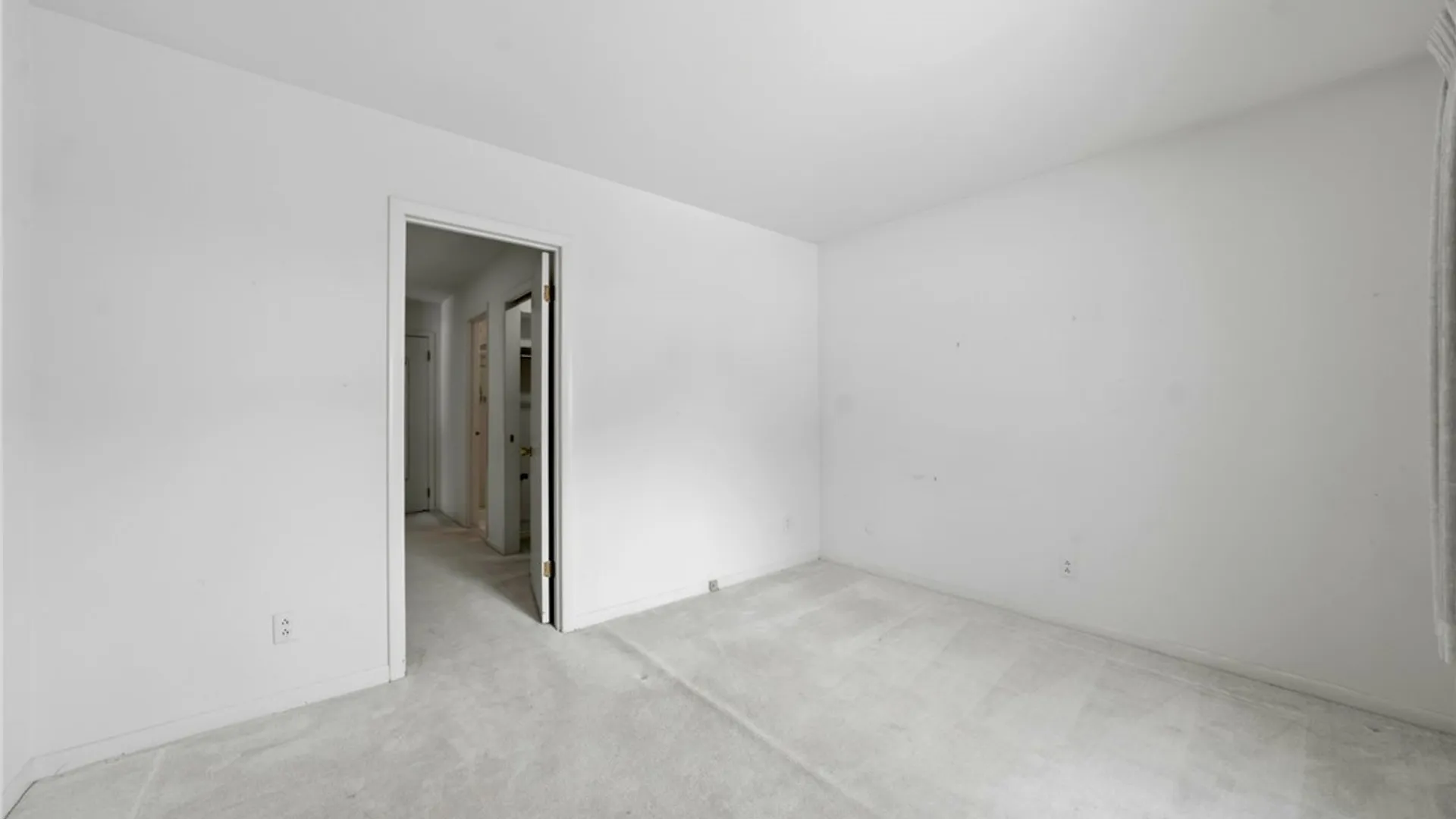 Property at 53 Old Meadow Drive, Amherst, NY 14051 22