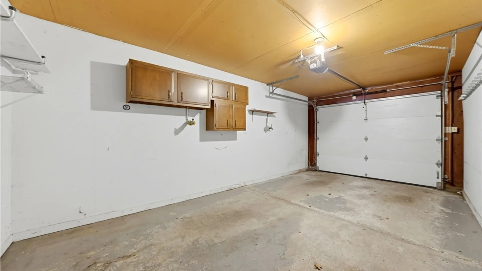 Property at 53 Old Meadow Drive, Amherst, NY 14051 25