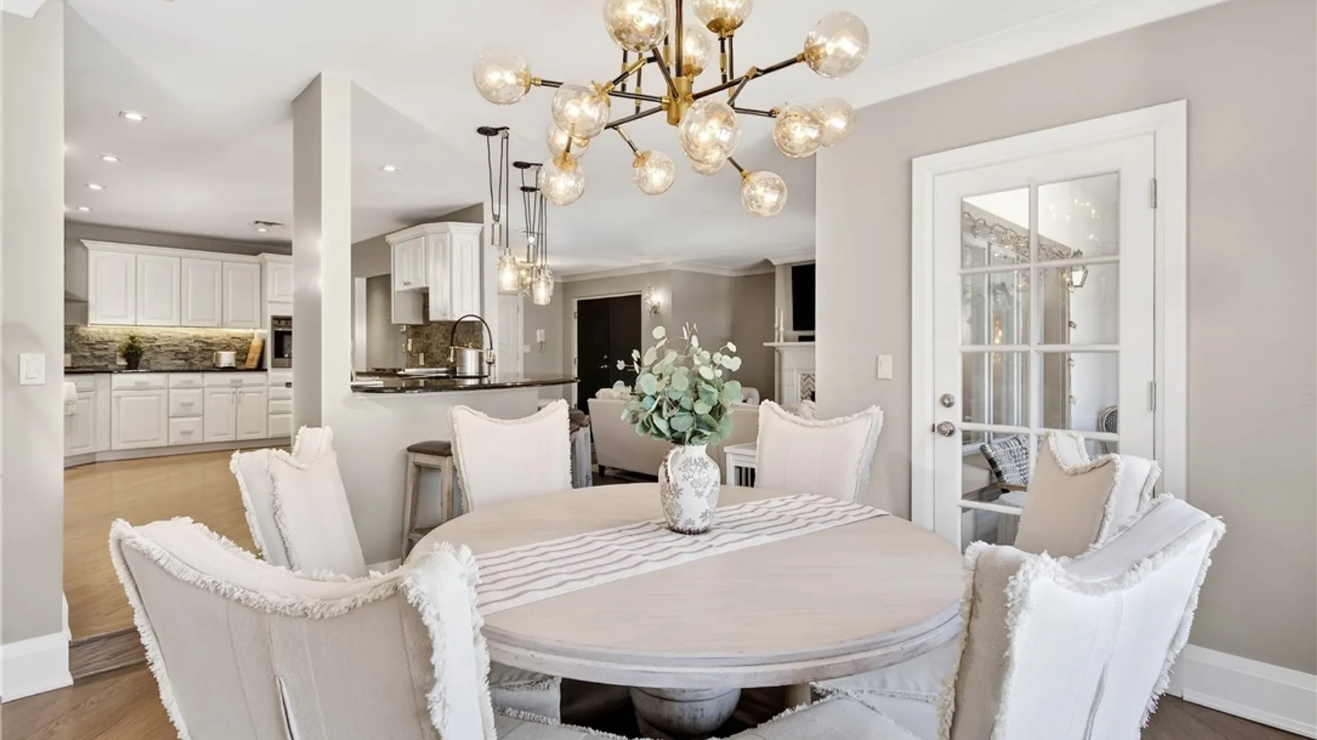 Property at 182 Castlebrooke Lane, Amherst, NY 14221 14