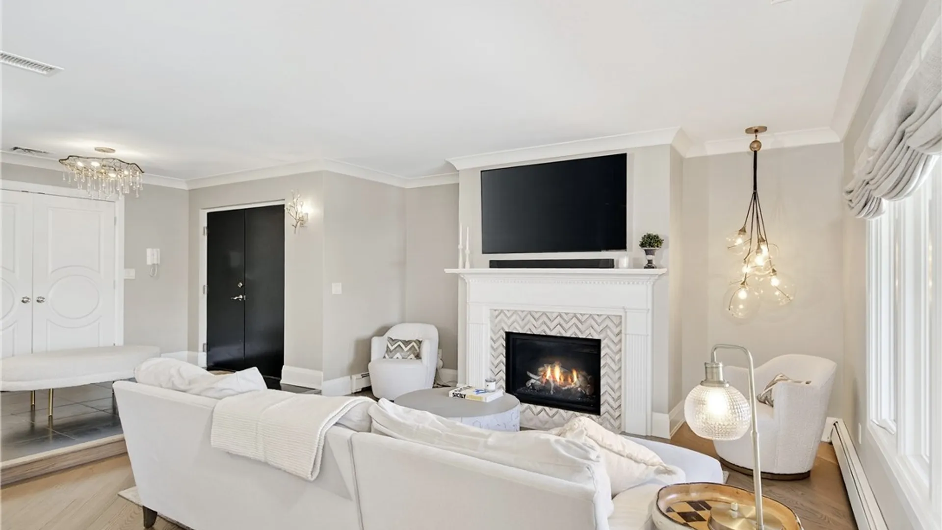 Property at 182 Castlebrooke Lane, Amherst, NY 14221 6