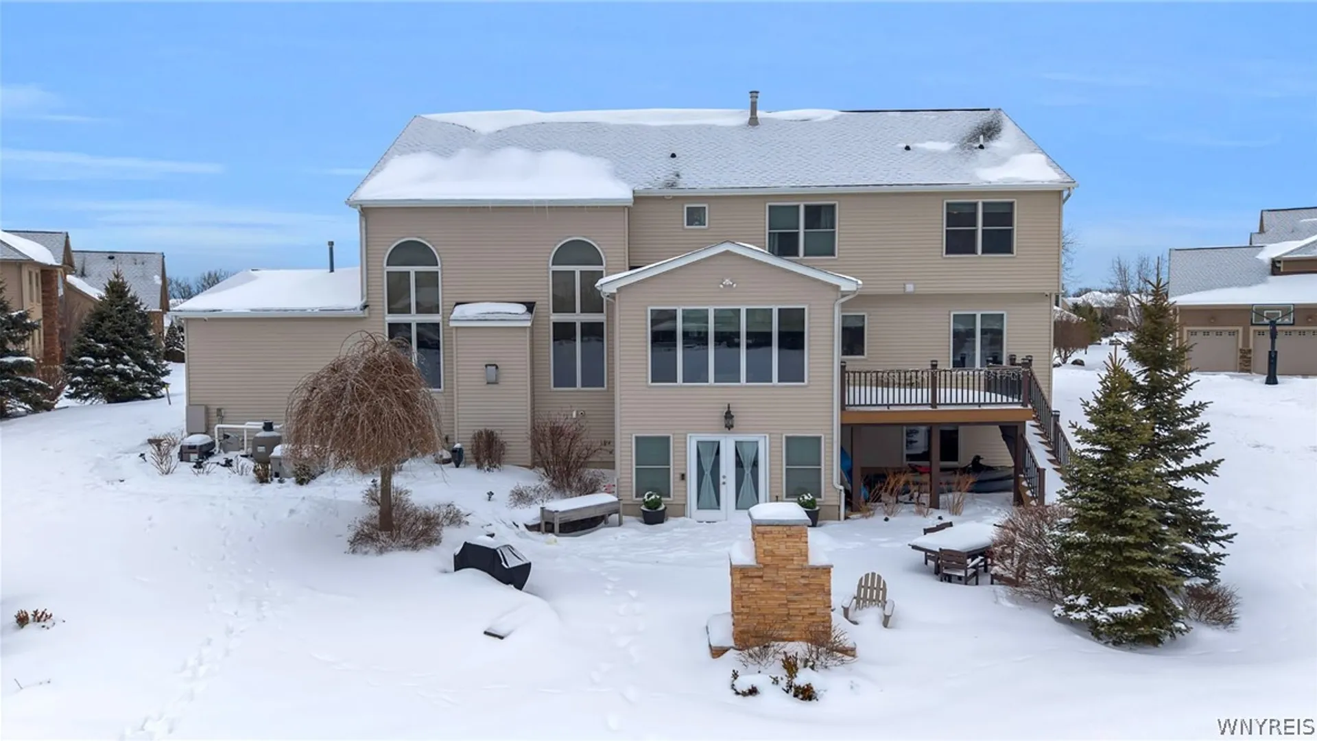 Property at 5677 Glen Brook Court, Clarence, NY 14032 3
