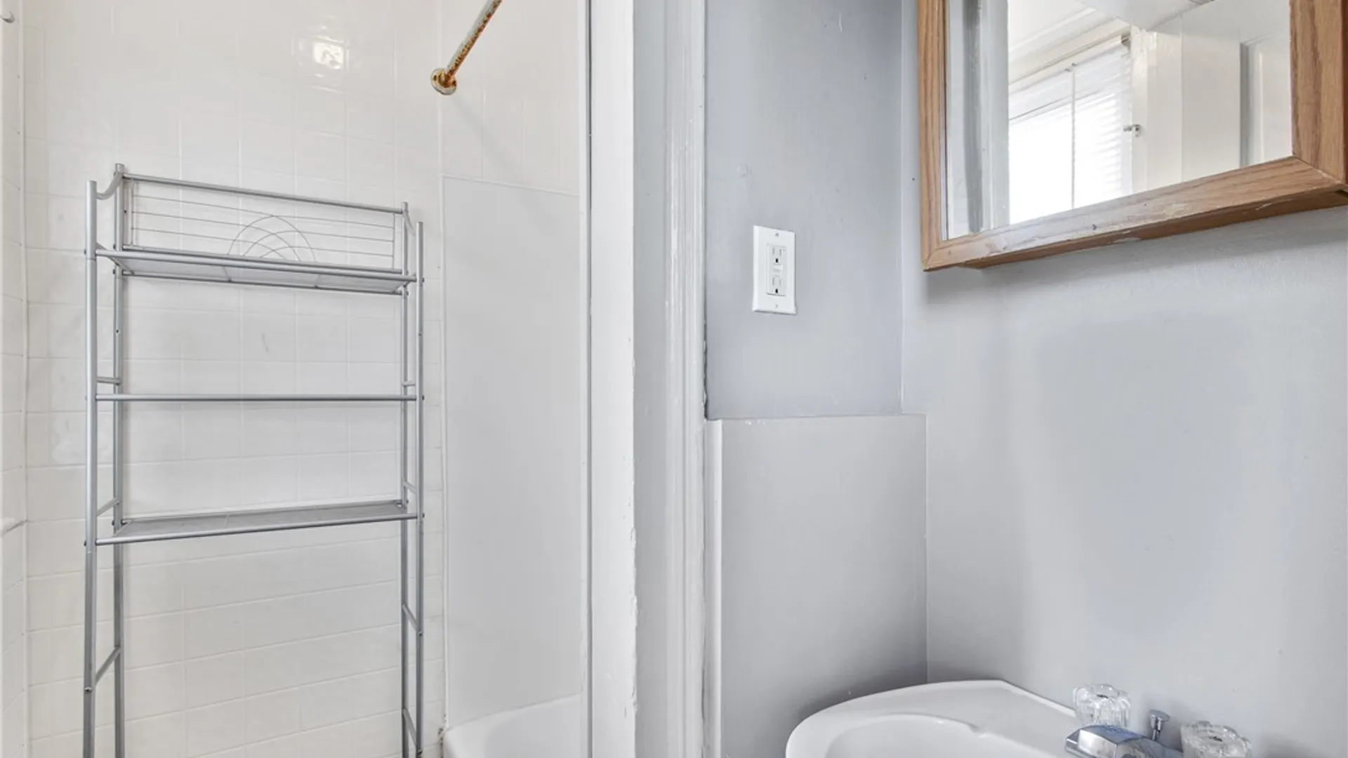 Property at 11 Laverack Avenue, Lancaster, NY 14086 37