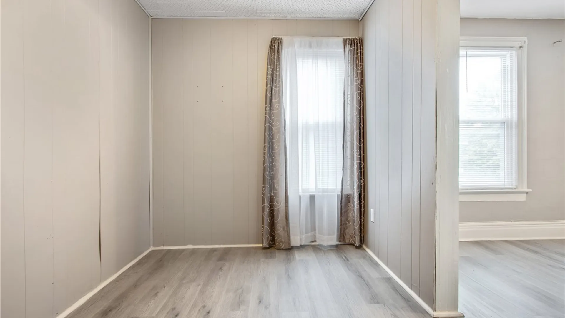 Property at 11 Laverack Avenue, Lancaster, NY 14086 44