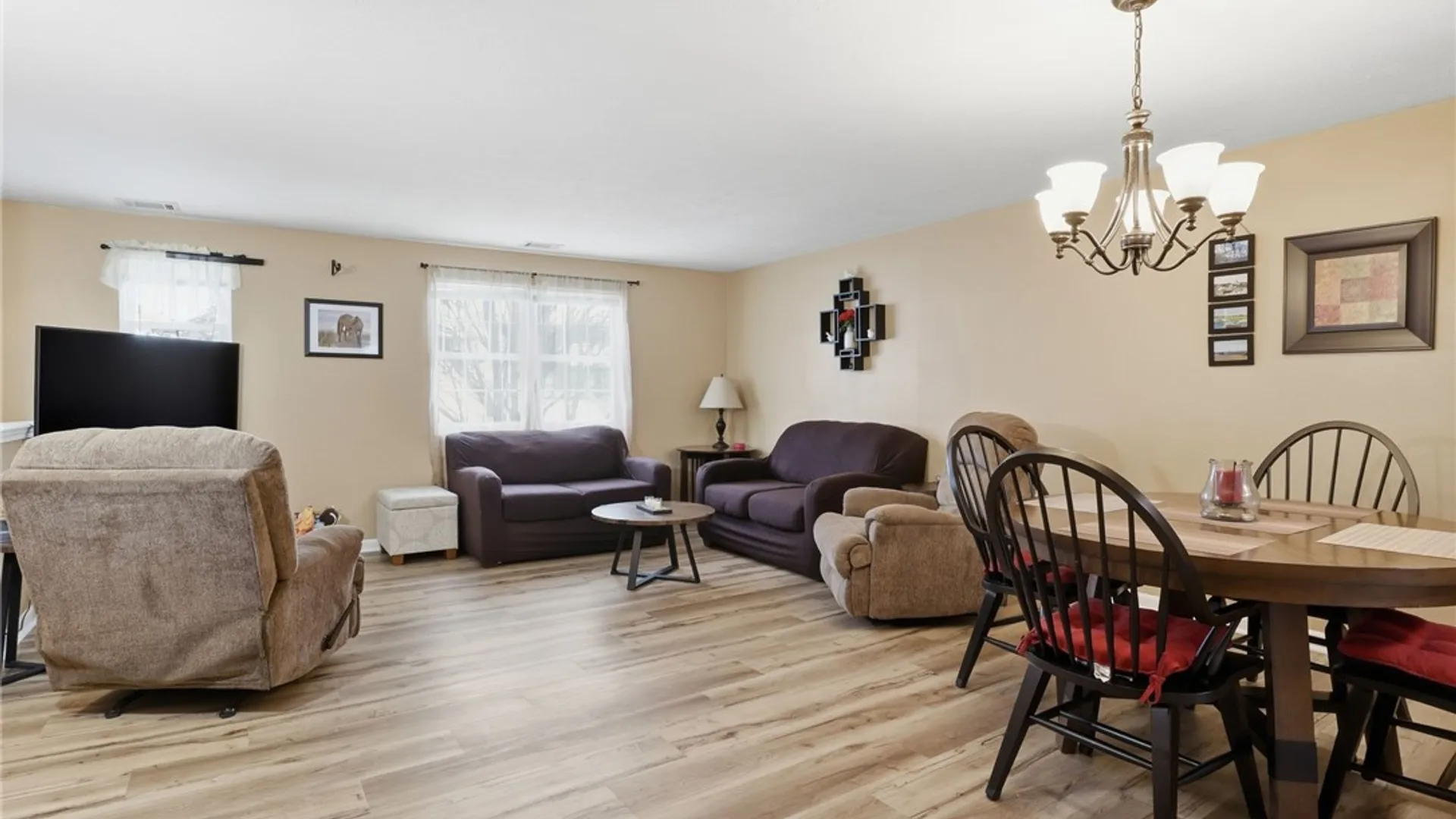 Property at 33D Salmon Run, Parma, NY 14468 3