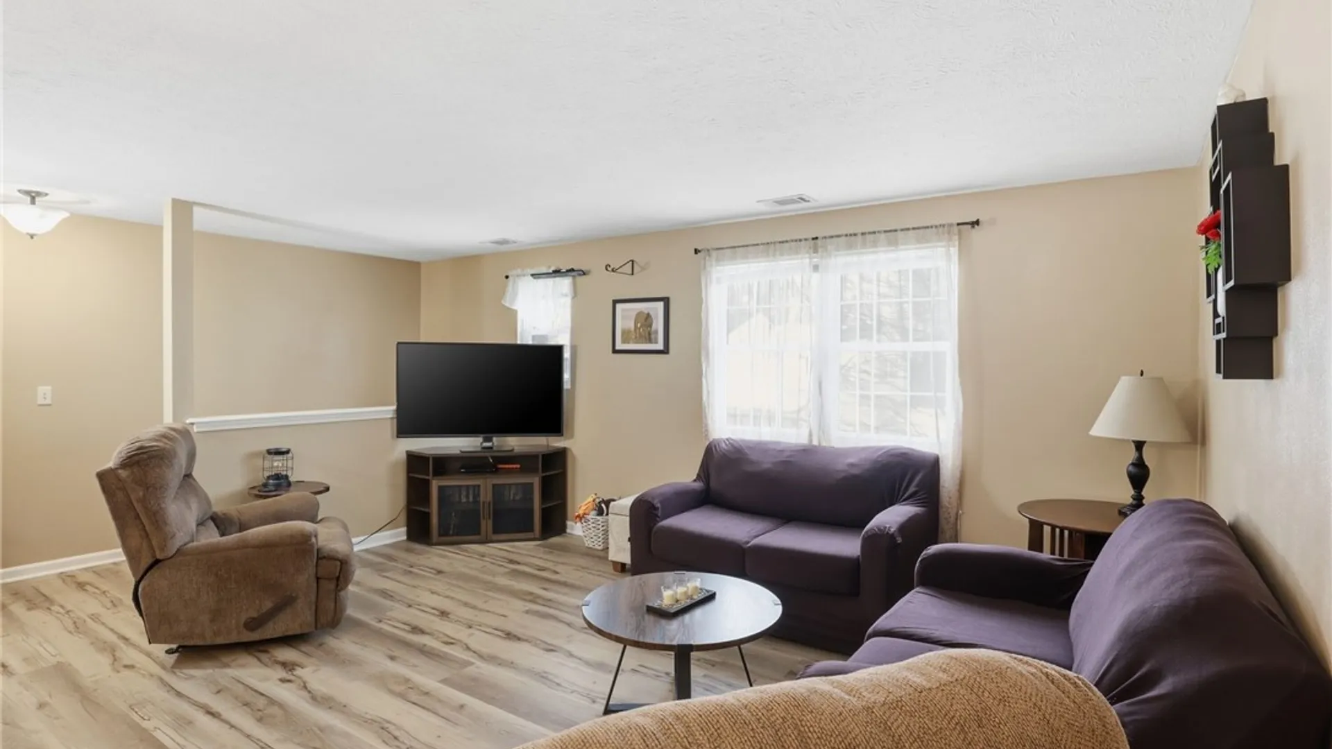 Property at 33D Salmon Run, Parma, NY 14468 5