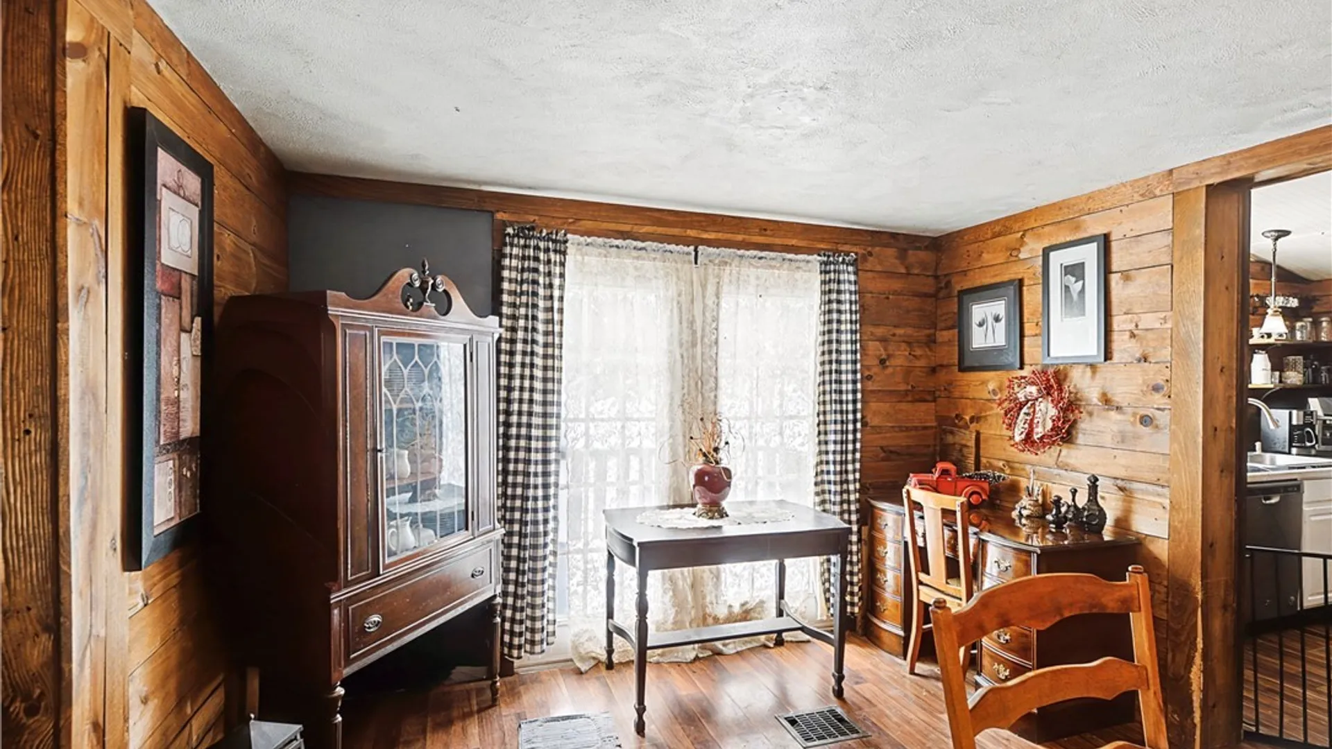 Property at 4526 Vinegar Hill Road, Skaneateles, NY 13152 17