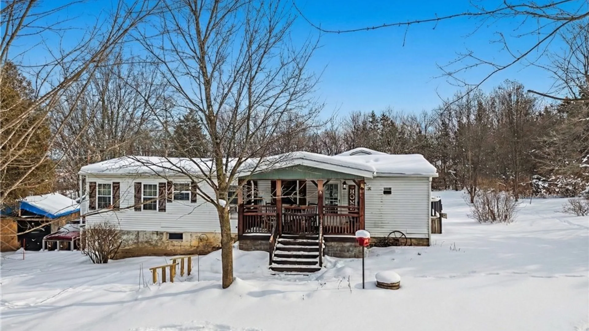 Property at 4526 Vinegar Hill Road, Skaneateles, NY 13152 2
