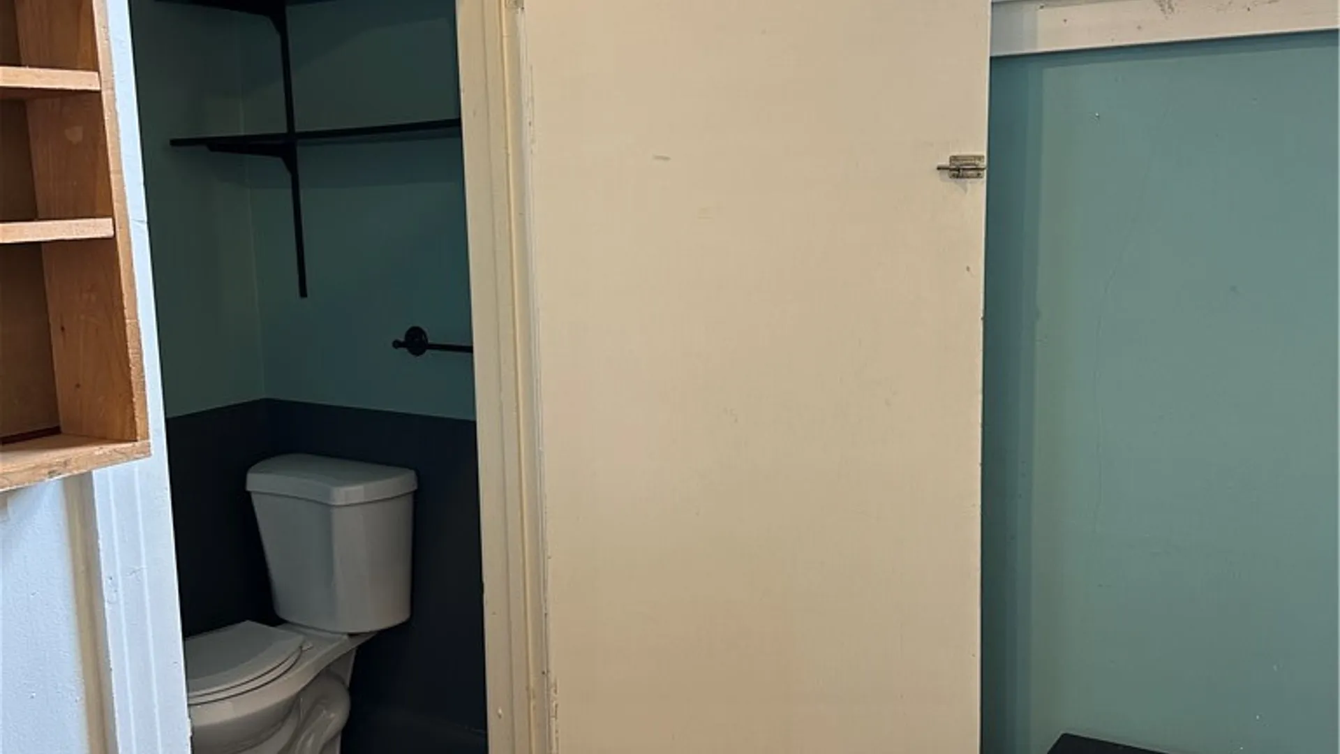 Property at 370 Park Avenue, Rochester, NY 14607 9