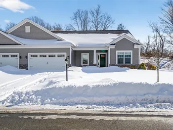 Property at 3 Longtrail Lane, Henrietta, NY 14467