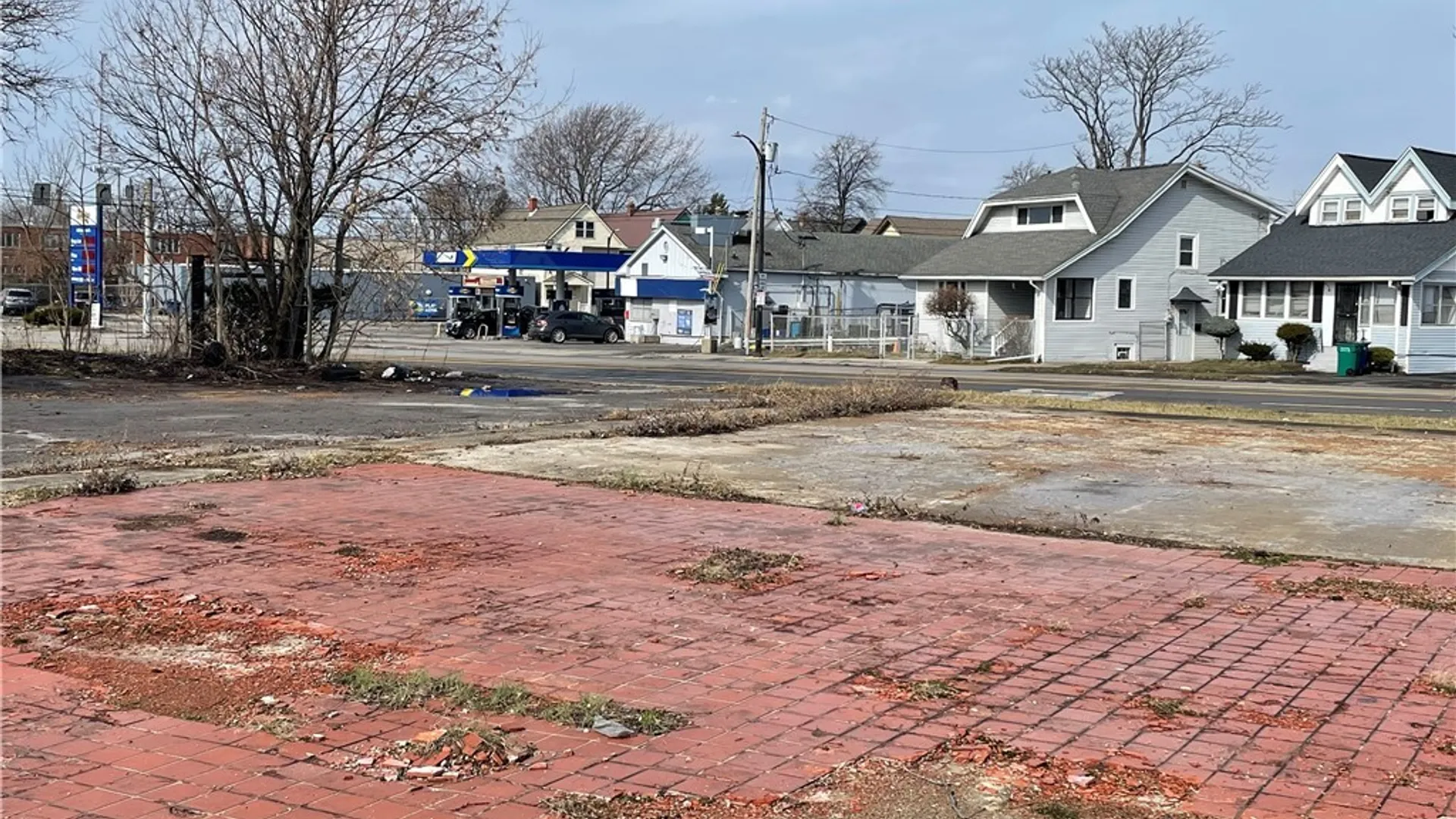 Property at 355 Kensington Avenue, Buffalo, NY 14214 3
