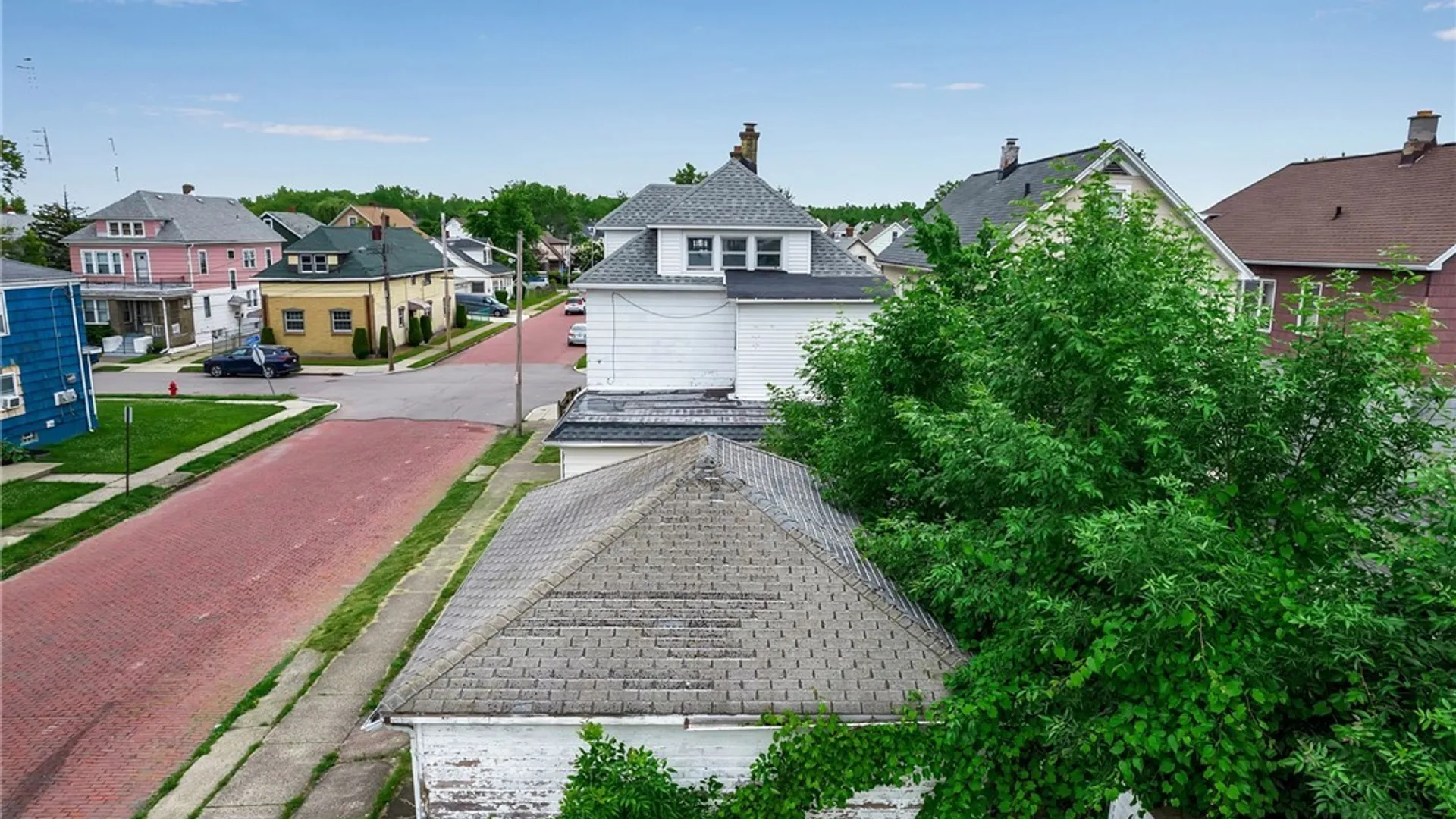 Property at 72 Sunset Street, Buffalo, NY 14207 2