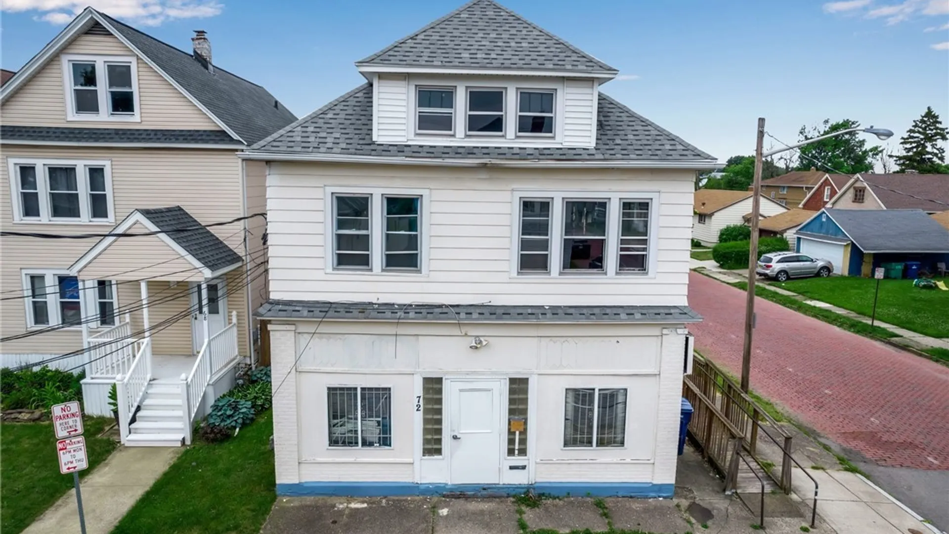 Property at 72 Sunset Street, Buffalo, NY 14207 4