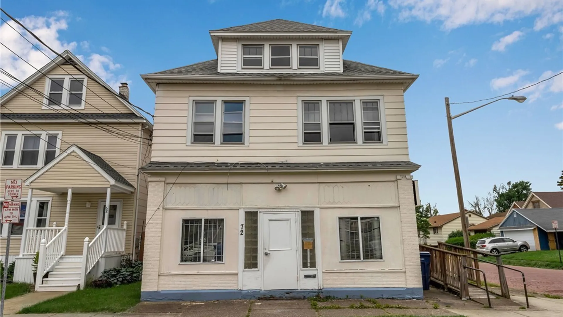 Property at 72 Sunset Street, Buffalo, NY 14207 6