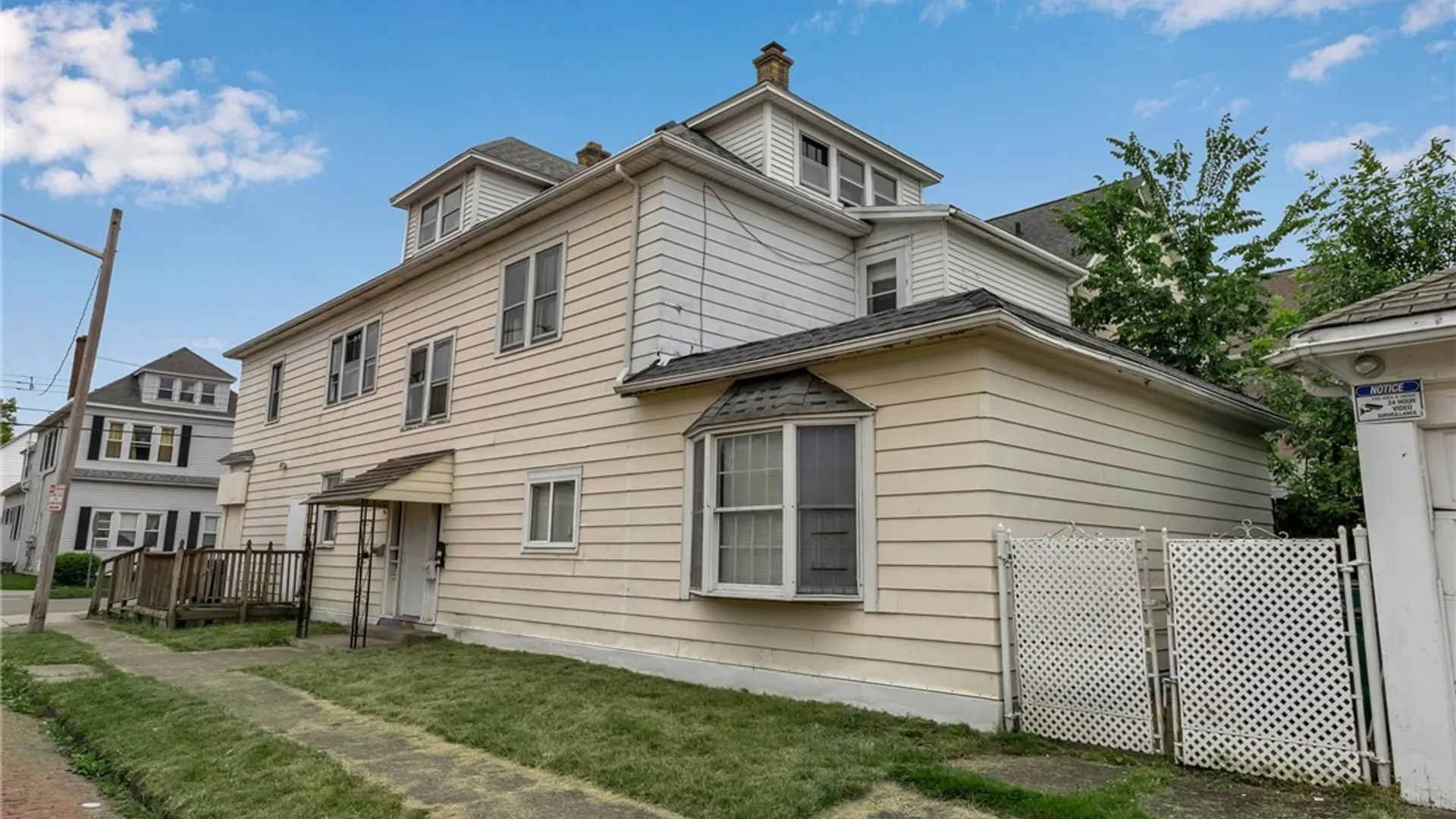 Property at 72 Sunset Street, Buffalo, NY 14207 7
