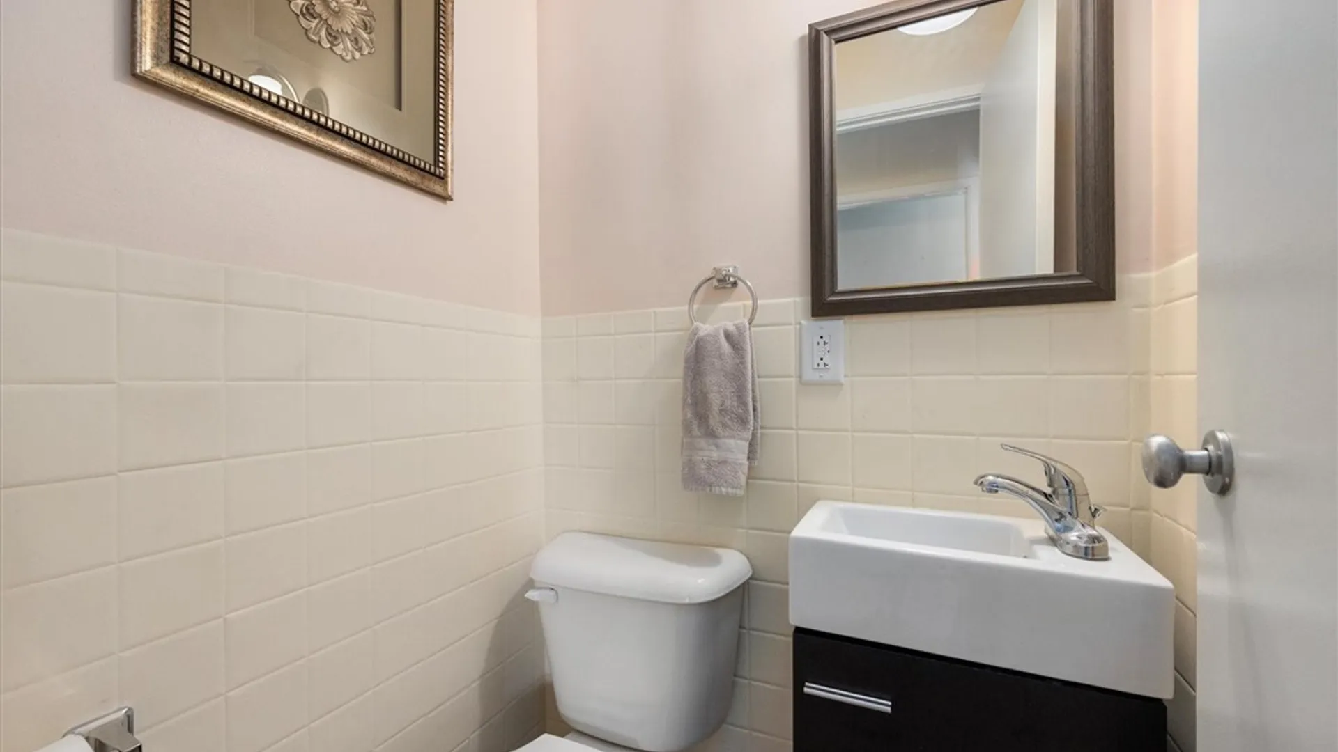 Property at 109 Barclay Road, Camillus, NY 13031 30