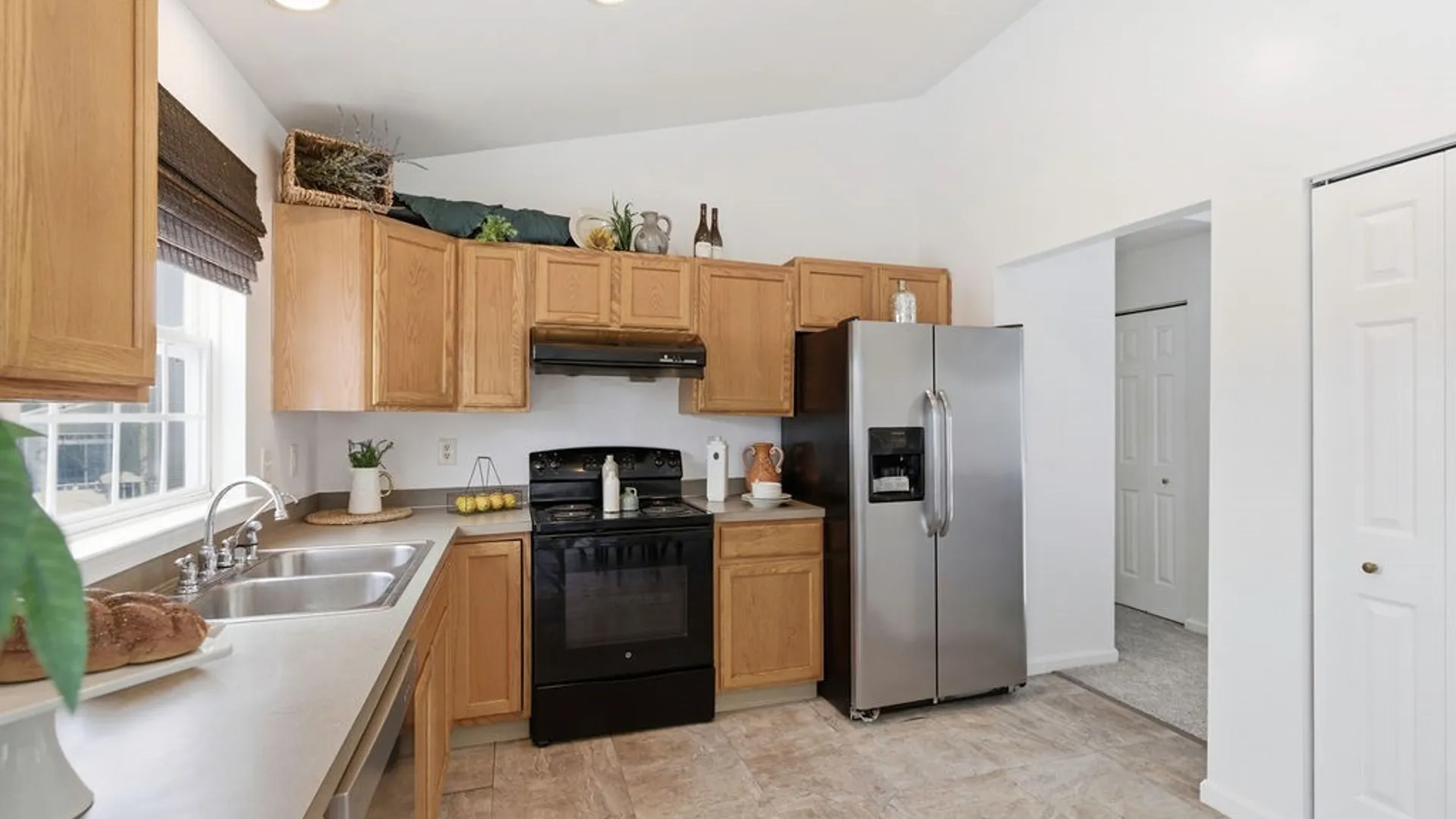 Property at 9391 Jacob Lane, Cicero, NY 13029 14