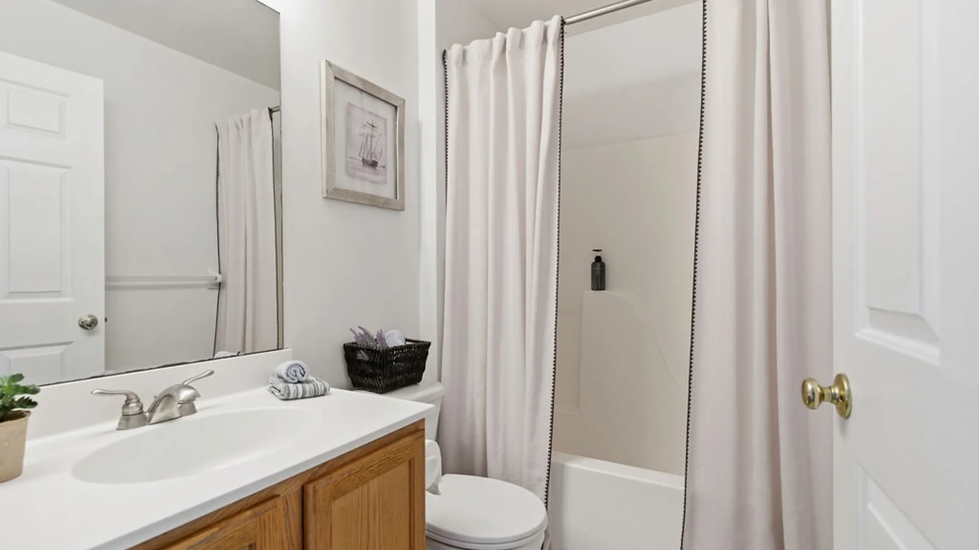 Property at 9391 Jacob Lane, Cicero, NY 13029 17