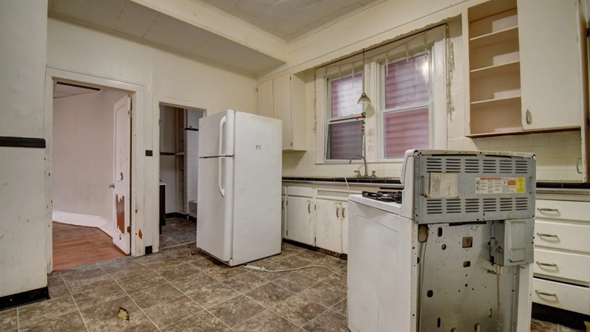 Property at 364 West Avenue, Buffalo, NY 14201 15