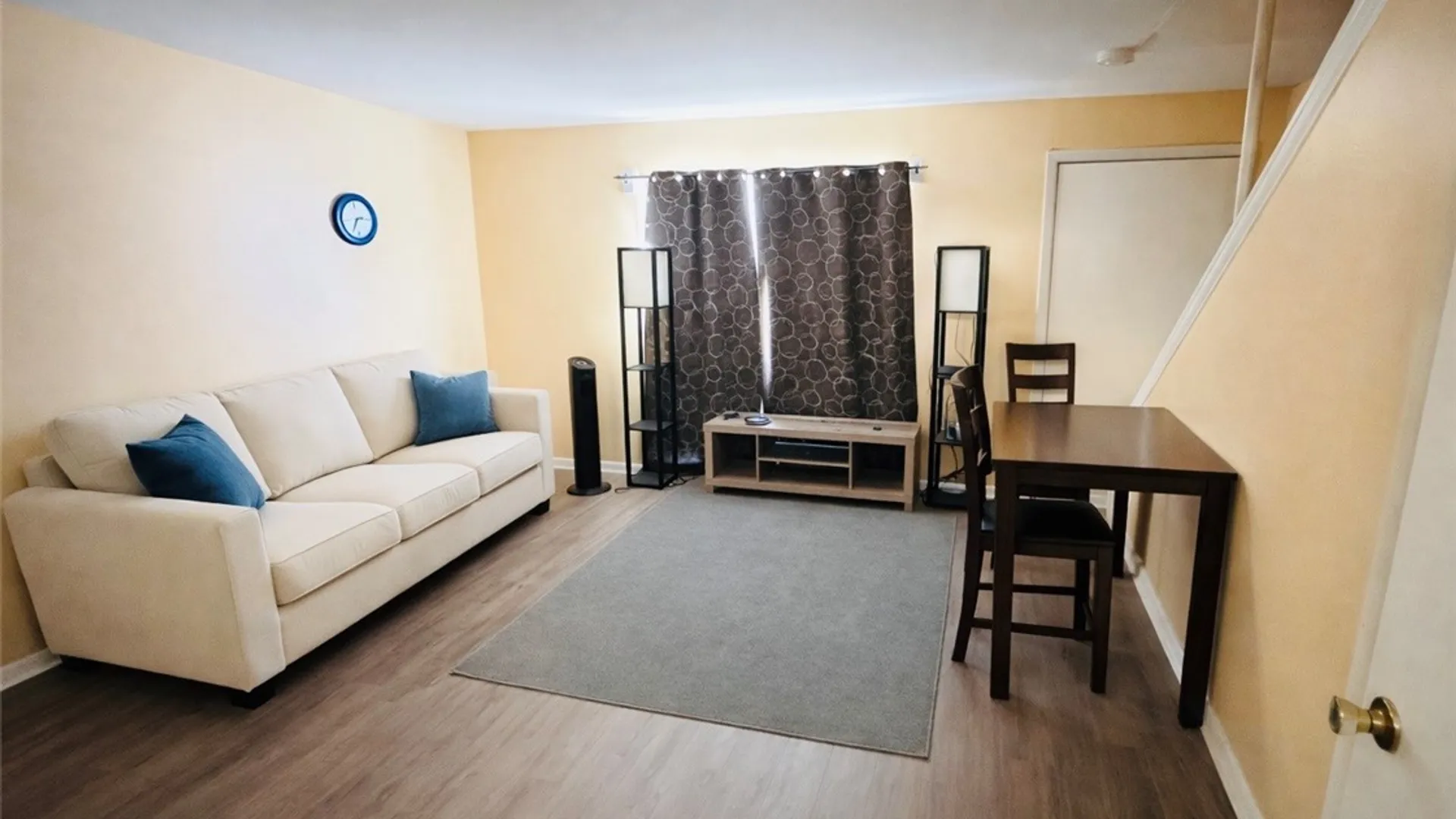 Property at 7 Trent Sq, Cheektowaga, NY 14225 21