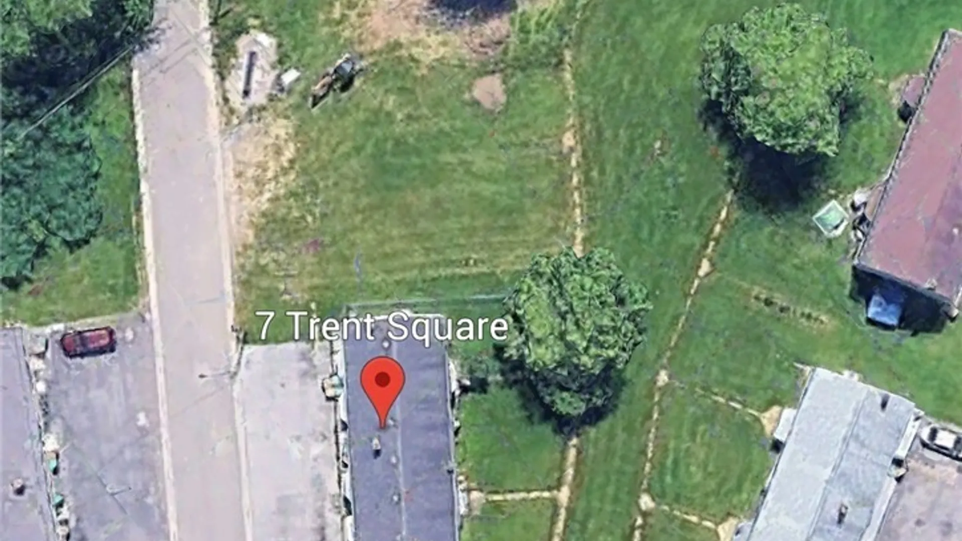 Property at 7 Trent Sq, Cheektowaga, NY 14225 24
