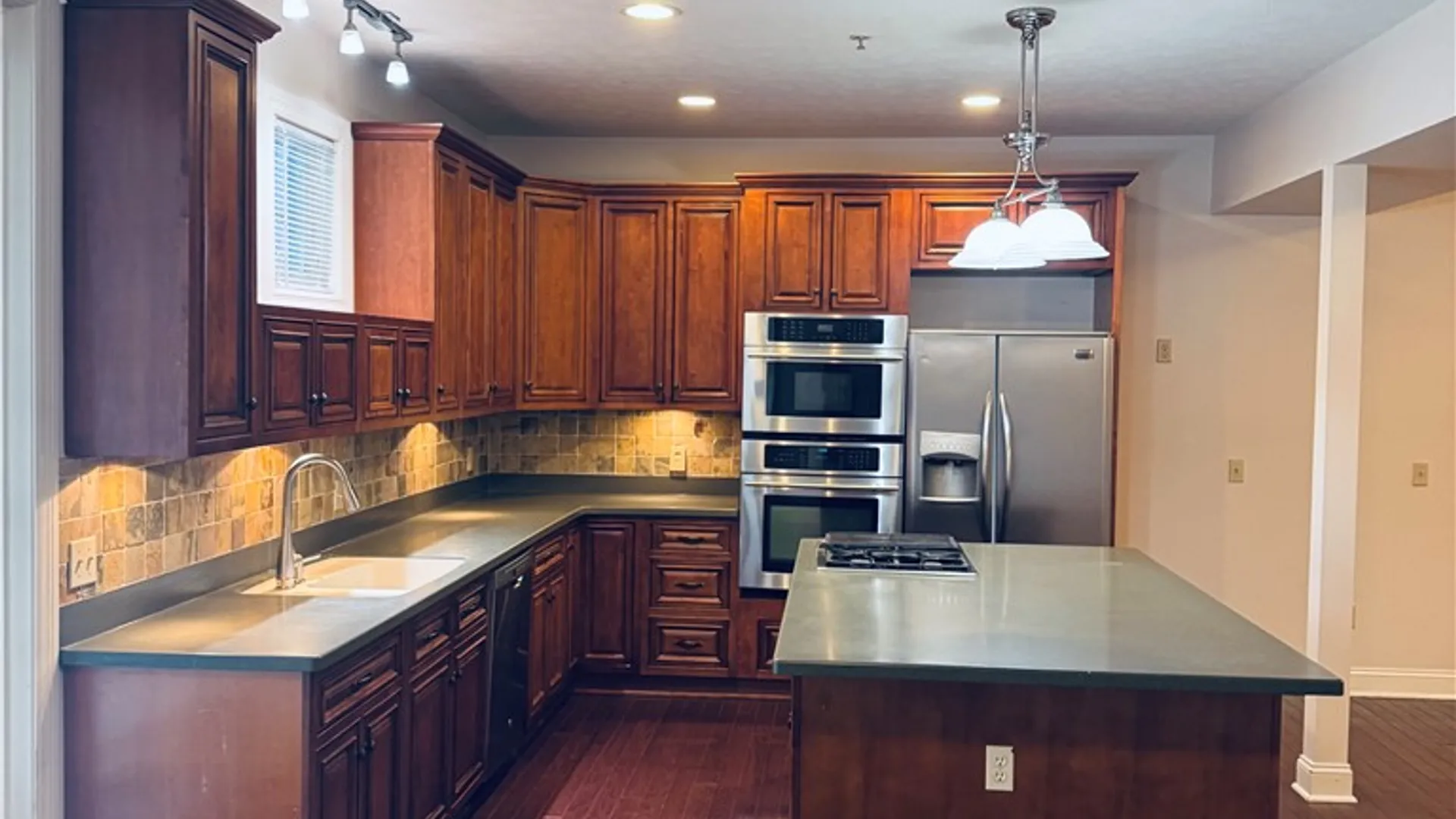 Property at 98 Union Street, Rochester, NY 14607 5