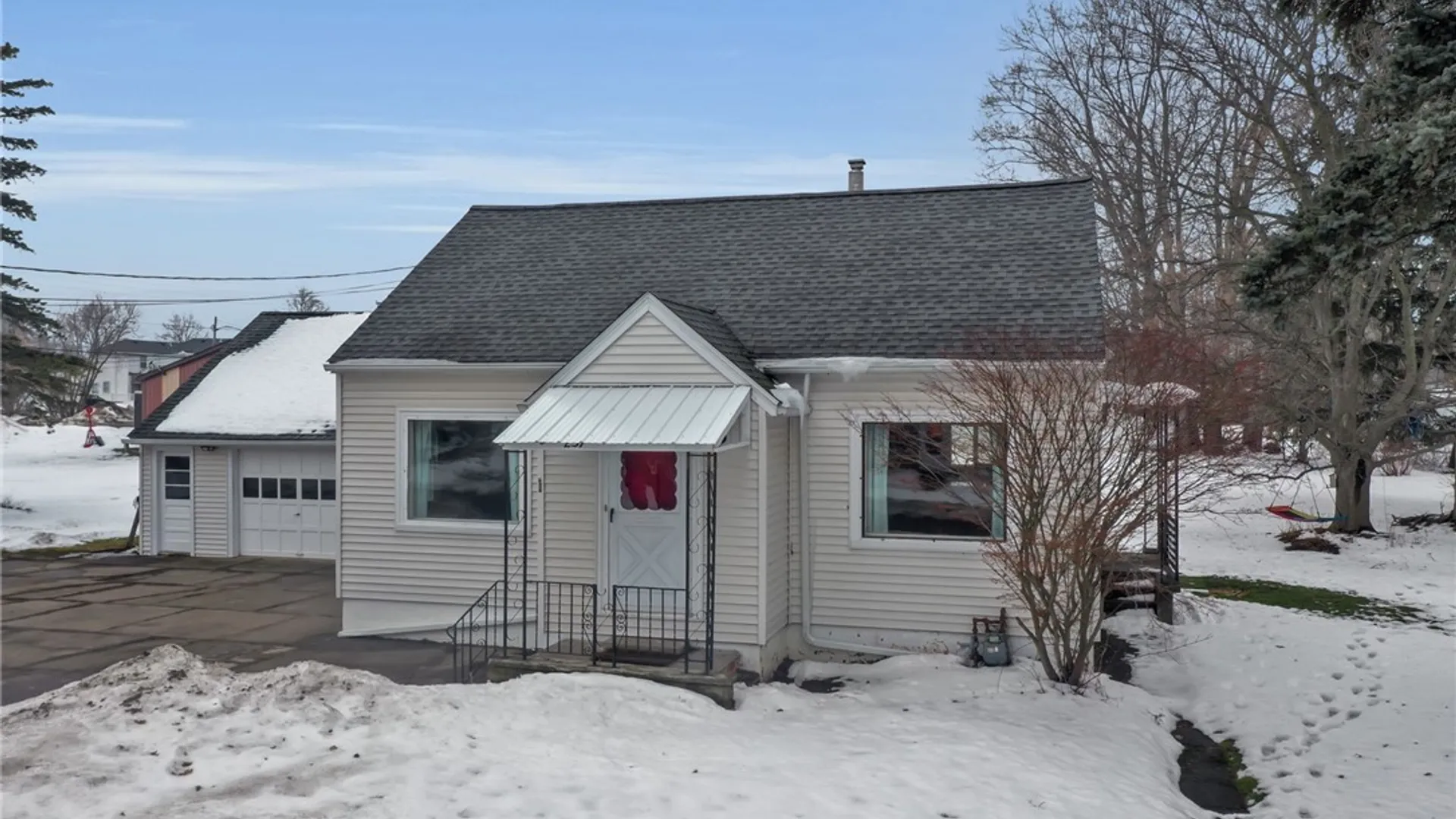 Property at 257 Washington Street, Wilson, NY 14172 2