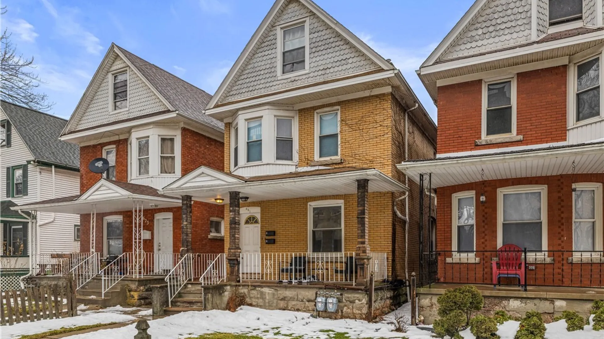 Property at 621 13th Street, Niagara Falls, NY 14301 2