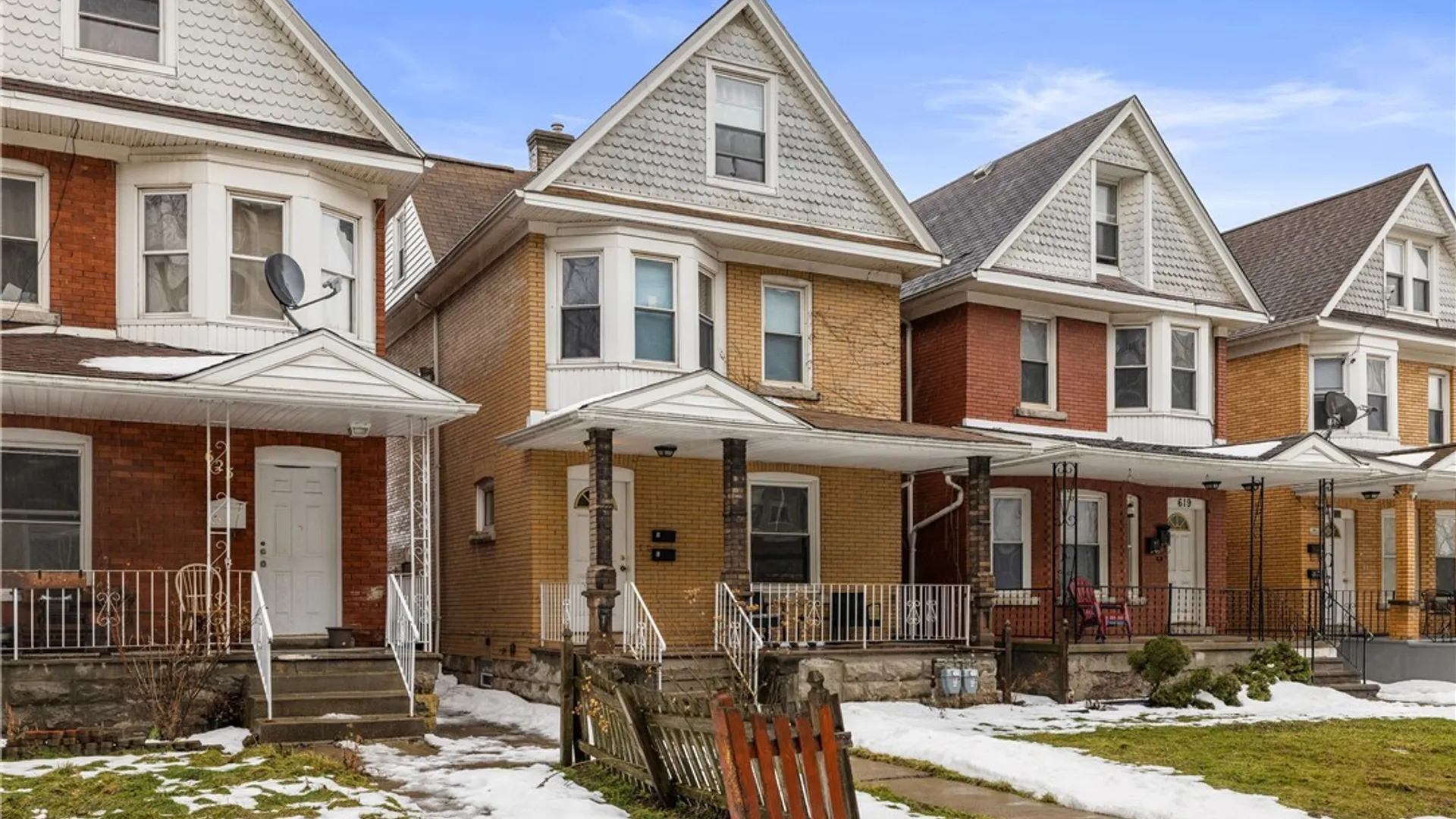 Property at 621 13th Street, Niagara Falls, NY 14301 3