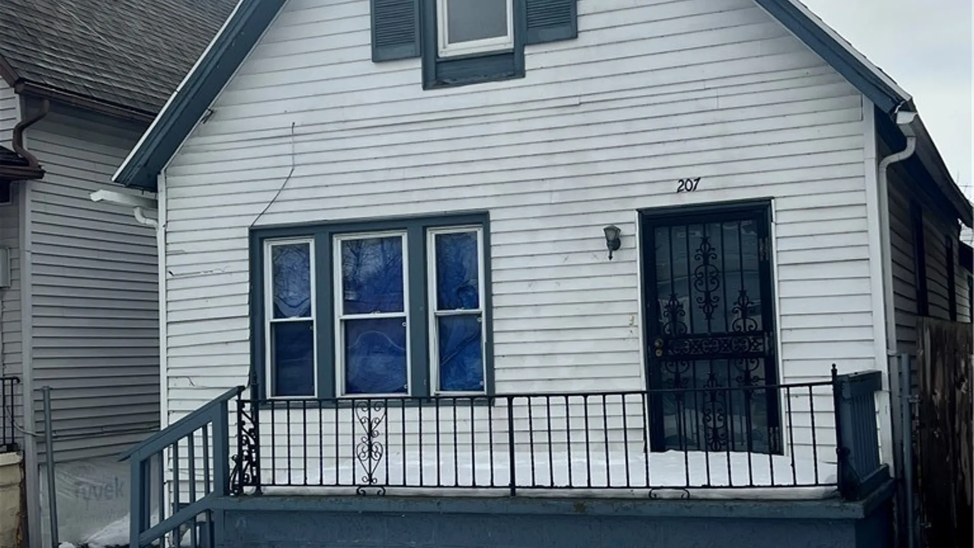 Property at 207 Oneida Street, Buffalo, NY 14206 2