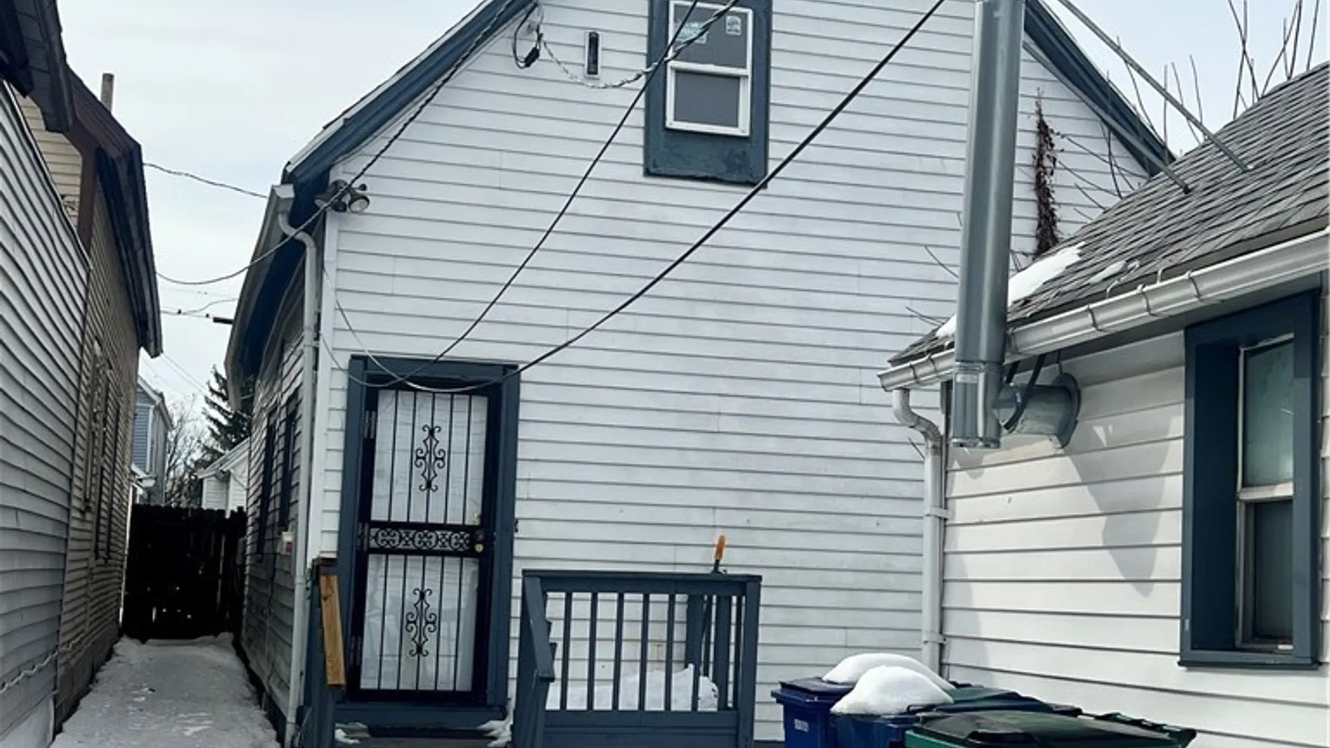Property at 207 Oneida Street, Buffalo, NY 14206 3