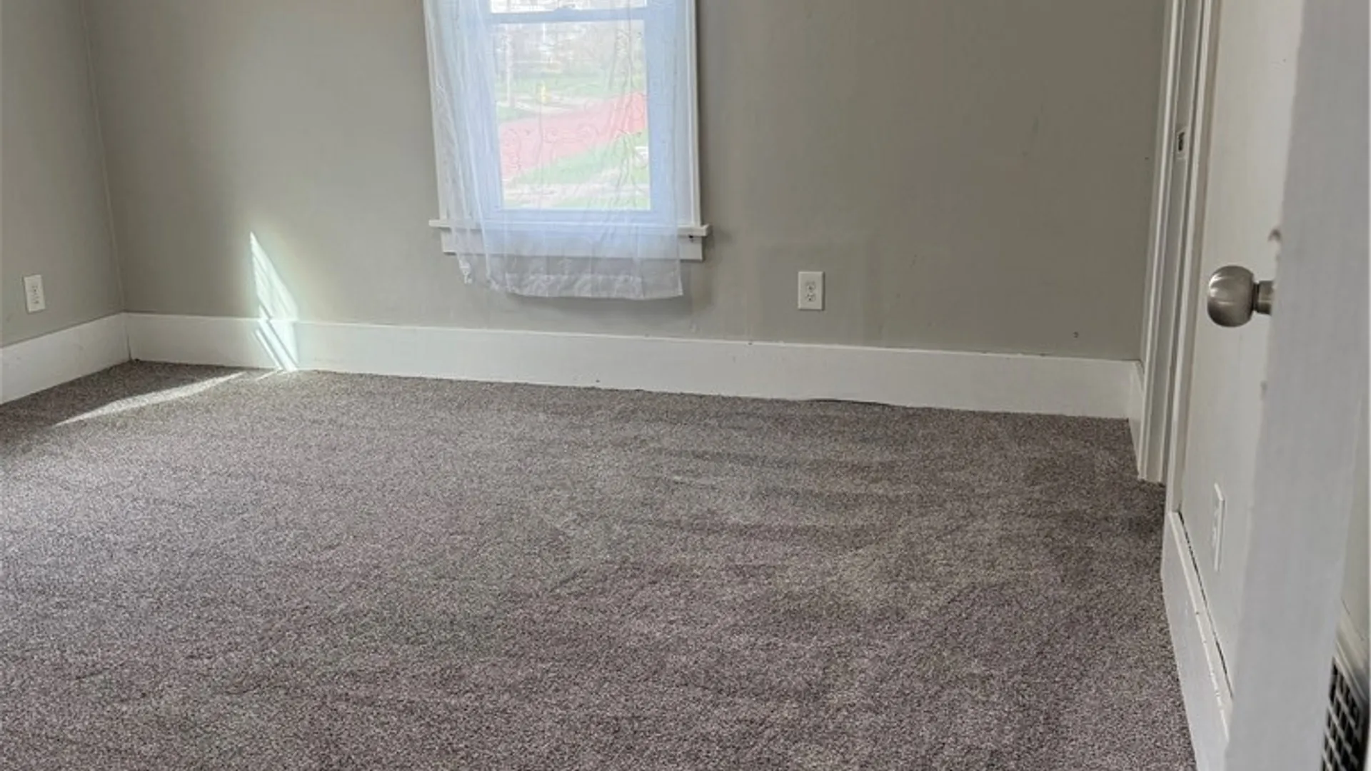 Property at 8 Elliott Avenue, Jamestown, NY 14701 17