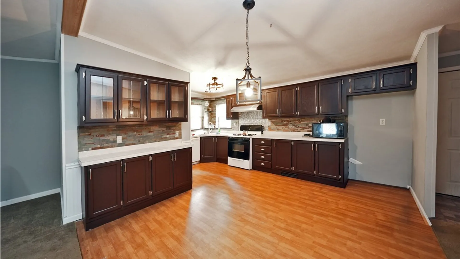 Property at 775 Thomas, Evans, NY 14006 3