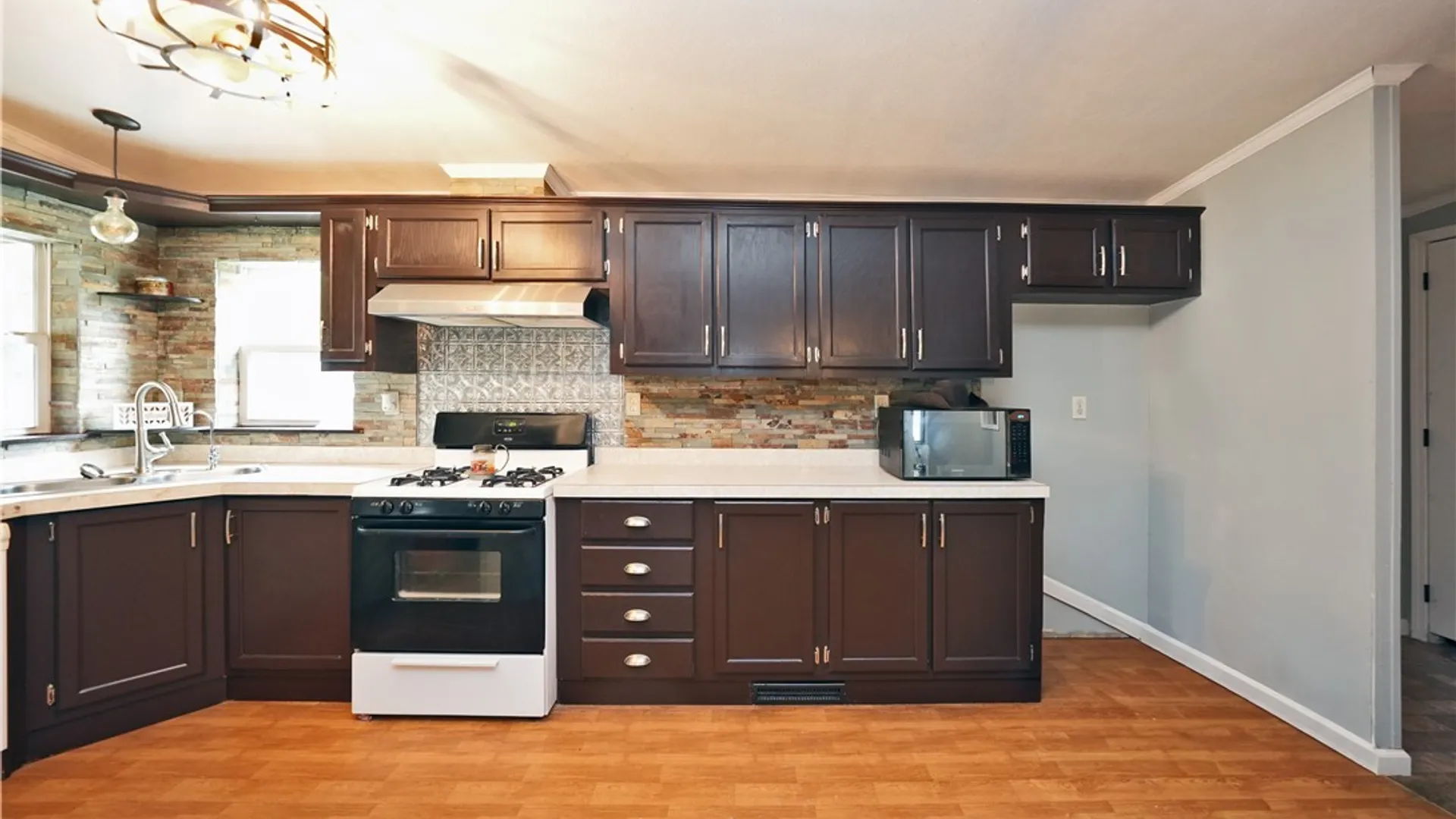 Property at 775 Thomas, Evans, NY 14006 4