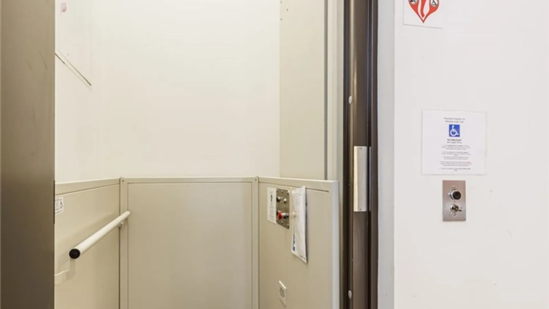 Property at 1006 Monroe Avenue, Rochester, NY 14620 30