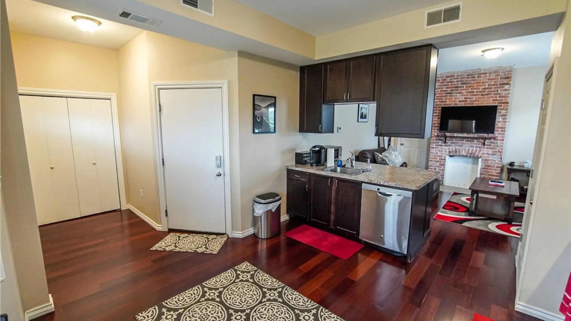 Property at 67 Harvard Place, Buffalo, NY 14209 20