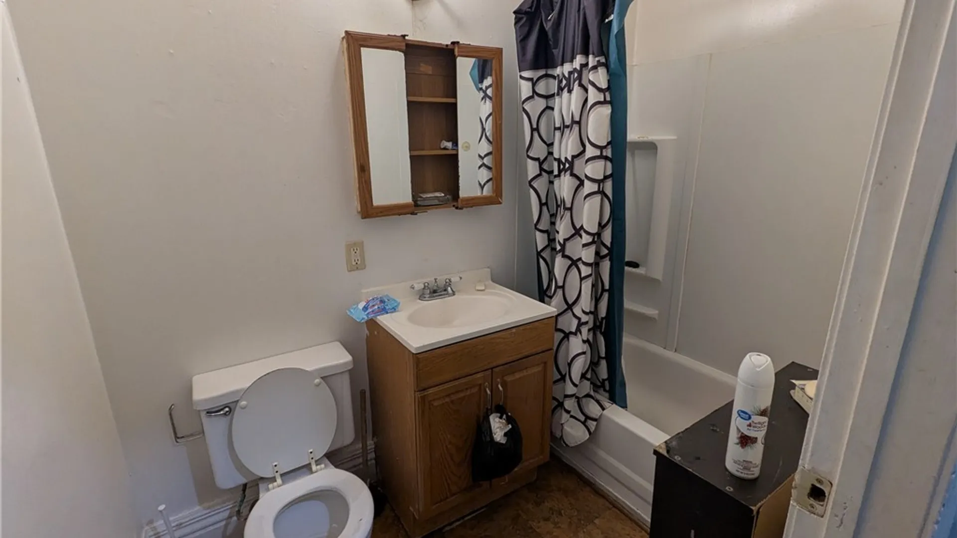 Property at 23 7th Street, Rochester, NY 14609 9