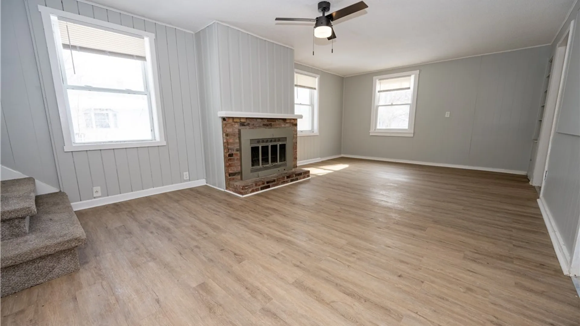 Property at 315 Park Drive, Tonawanda, NY 14150 3