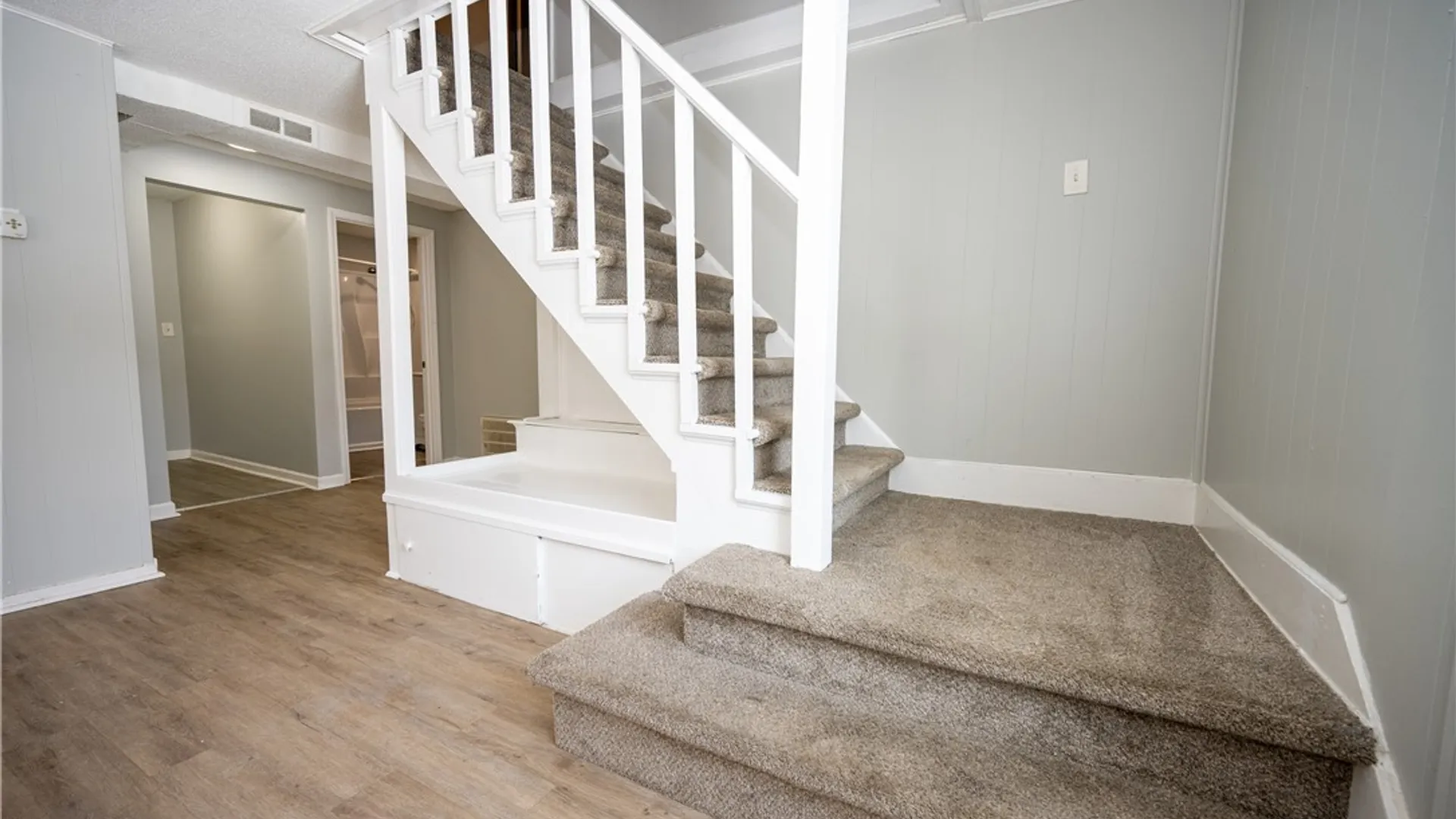 Property at 315 Park Drive, Tonawanda, NY 14150 5