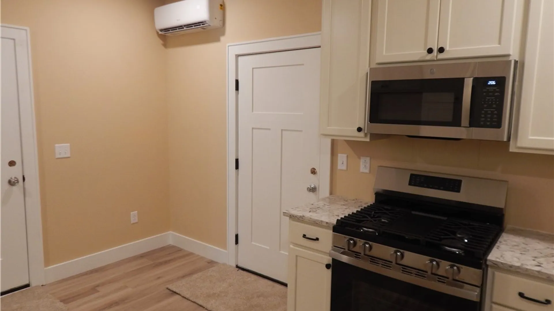 Property at 302 Bunker Hill, Syracuse, NY 13207 6