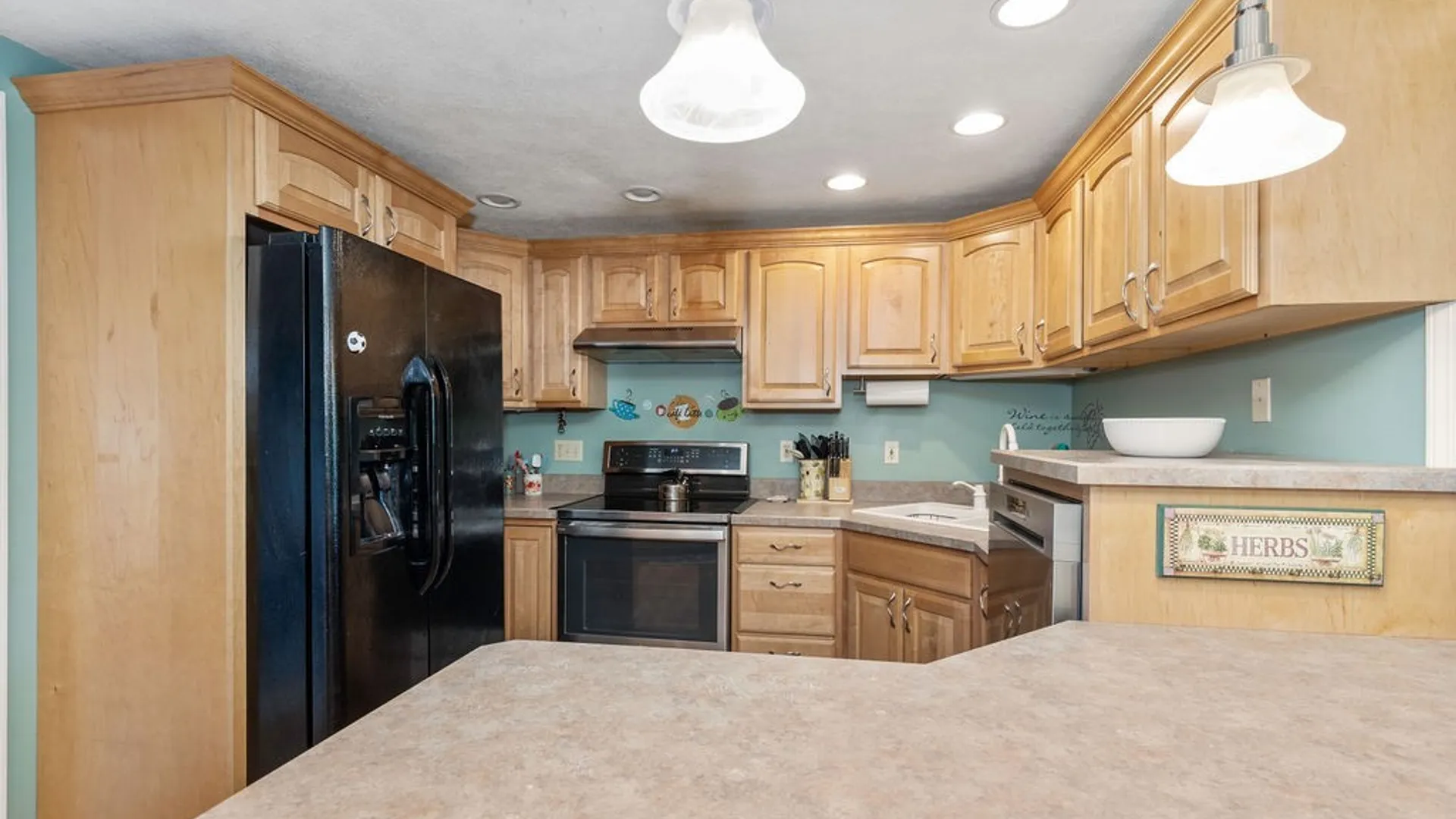 Property at 93 Ripplebrook Lane, Manlius, NY 13116 6