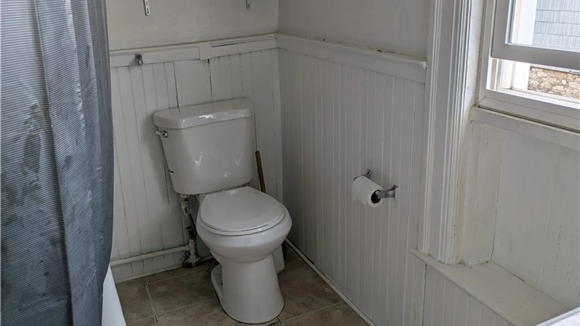 Property at 12 Ashley Place, Lockport City, NY 14094 12