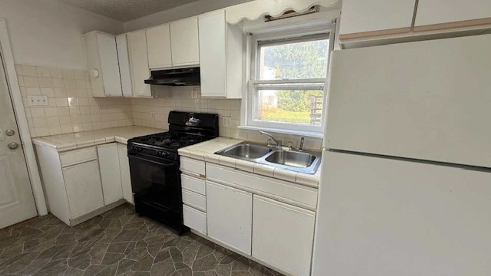 Property at 49 Amm Street, Bradford City, PA 16701 16