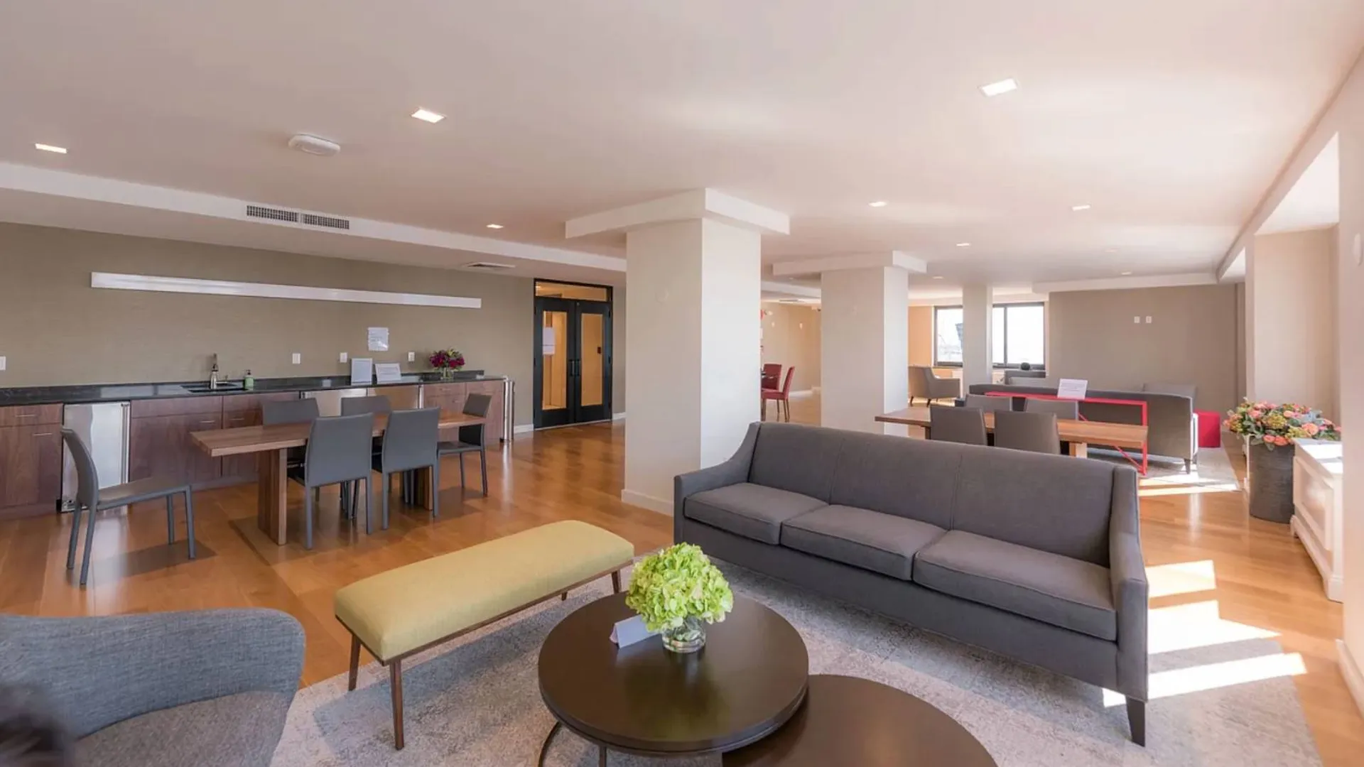 Property at 200 Rector Place, New York, NY 10280 16