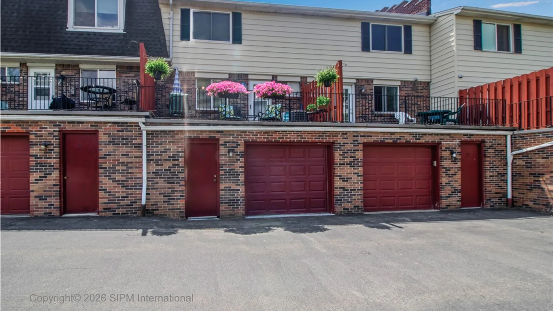 Property at 47 Stoneledge, Amherst, NY 14221 14