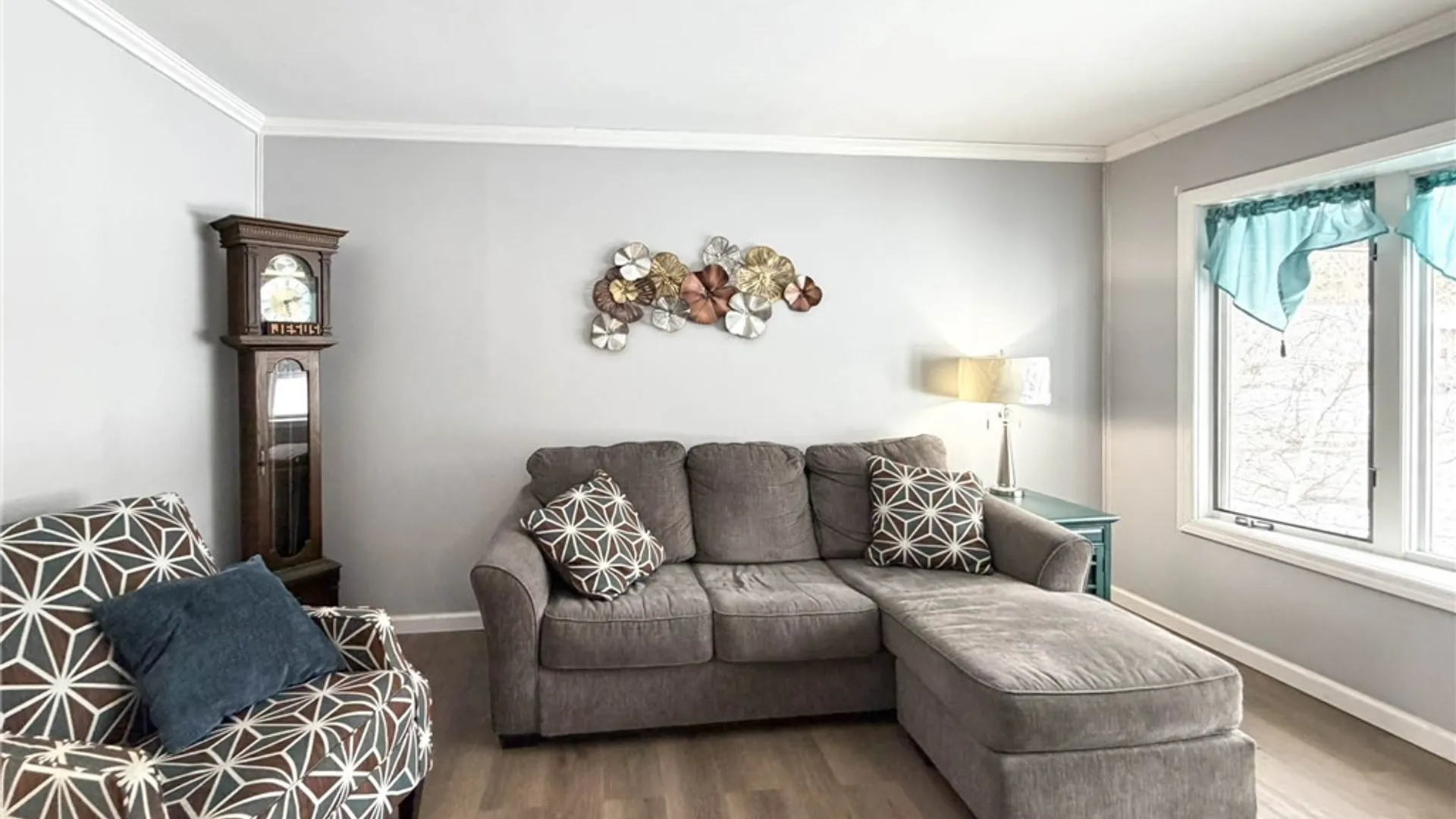 Property at 1500 Redwood Avenue, Utica, NY 13502 9